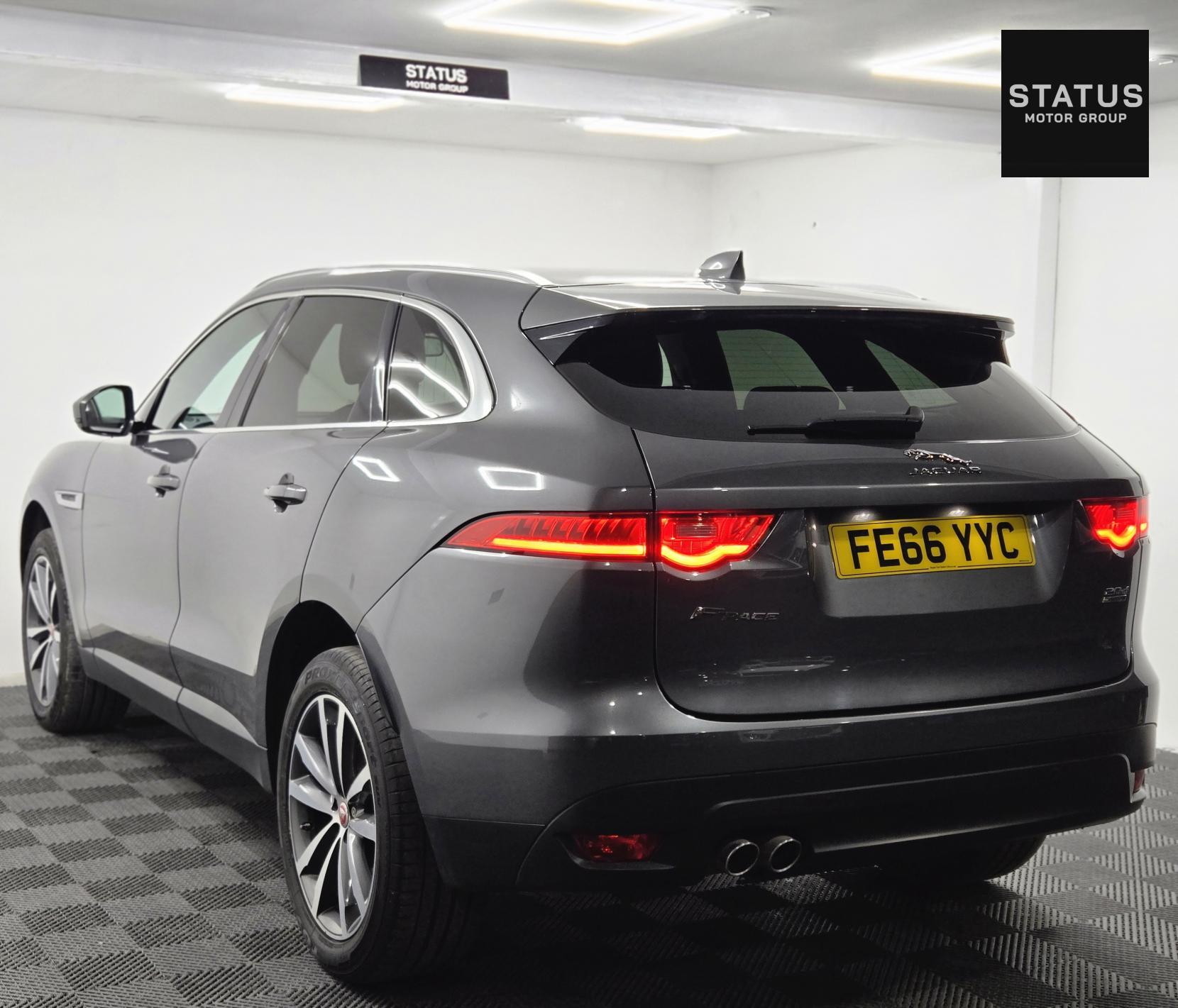 Jaguar F-PACE 2.0 D180 Prestige SUV 5dr Diesel Auto AWD Euro 6 (s/s) (180 ps)