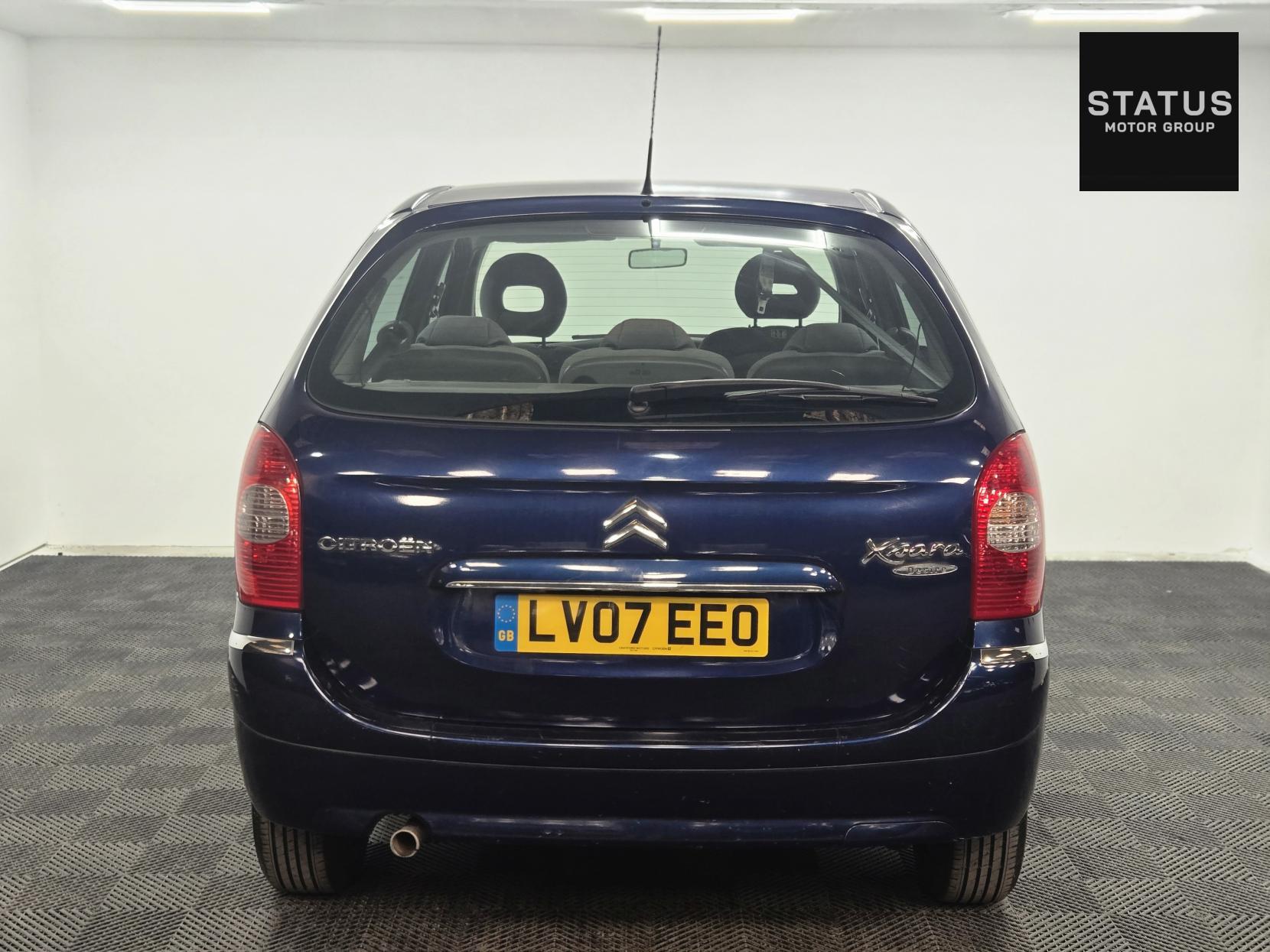 Citroen Xsara Picasso 1.6i 16V Desire MPV 5dr Petrol Manual (172 g/km, 110 bhp)