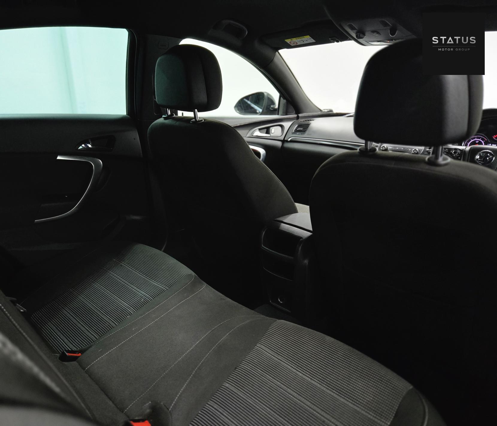 Vauxhall Insignia 1.6 CDTi SRi VX Line Hatchback 5dr Diesel Auto Euro 6 (136 ps)