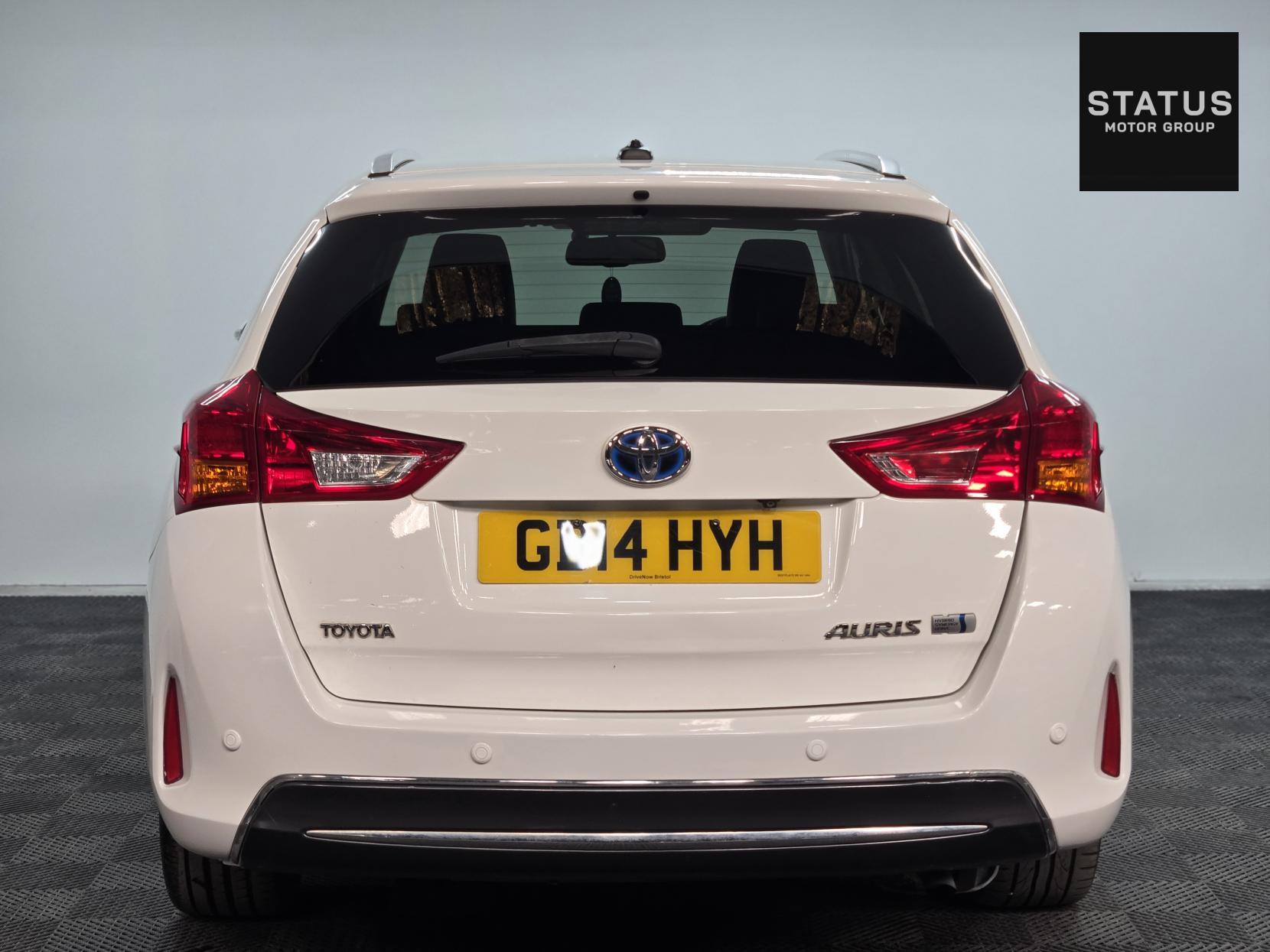 Toyota Auris 1.8 VVT-h Excel Touring Sports 5dr Petrol Hybrid CVT Euro 5 (s/s) (136 ps)
