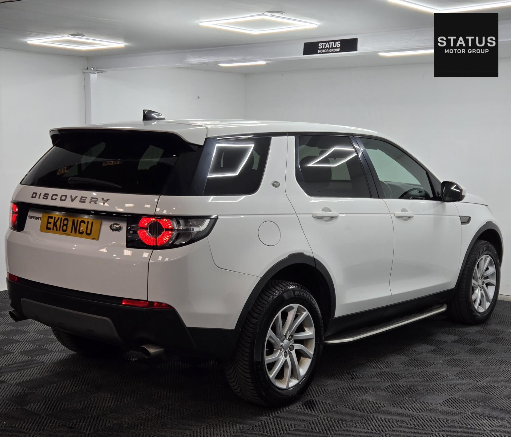 Land Rover Discovery Sport 2.0 TD4 SE Tech SUV 5dr Diesel Auto 4WD Euro 6 (s/s) (180 ps)