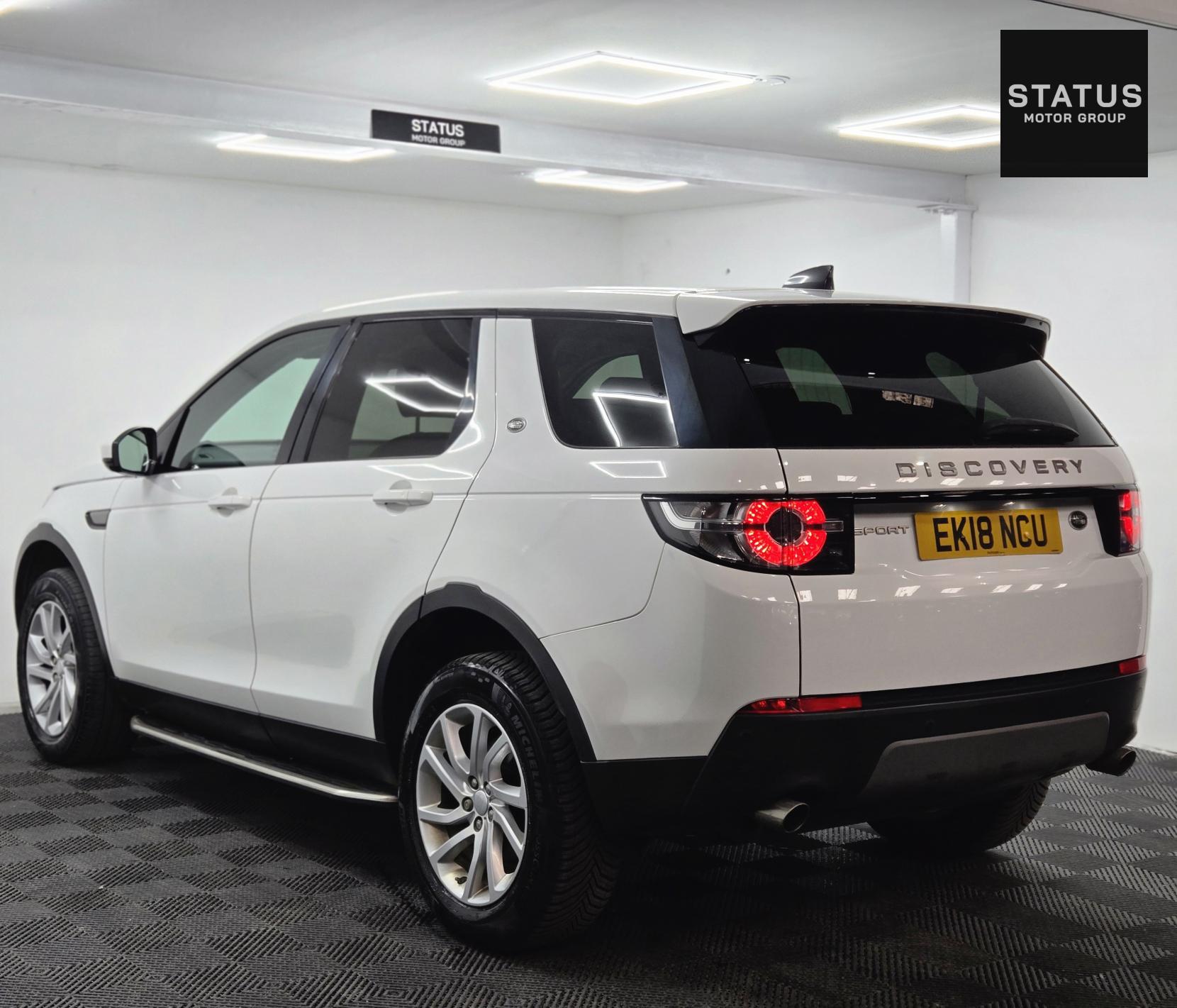 Land Rover Discovery Sport 2.0 TD4 SE Tech SUV 5dr Diesel Auto 4WD Euro 6 (s/s) (180 ps)