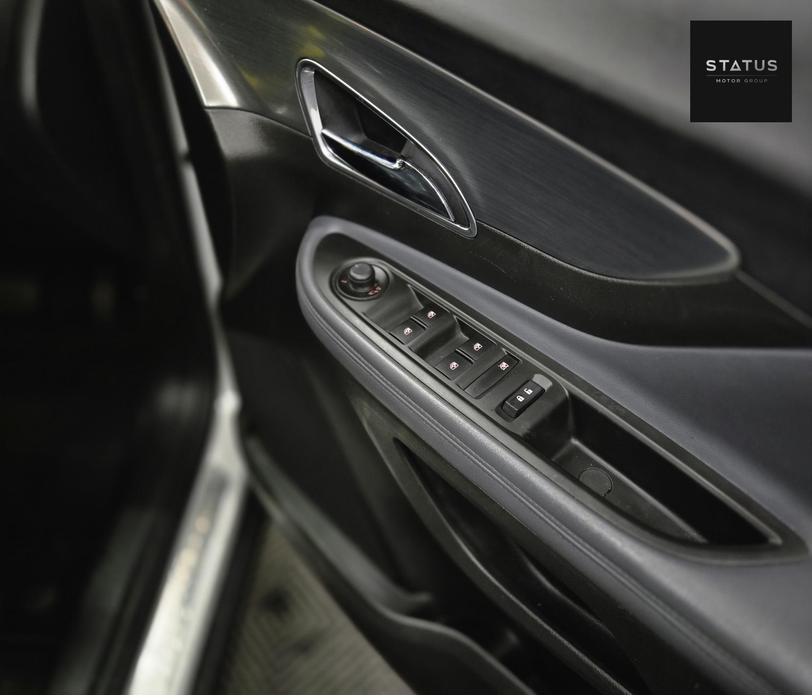 Vauxhall Mokka 1.4i Turbo SE SUV 5dr Petrol Auto 2WD Euro 6 (140 ps)