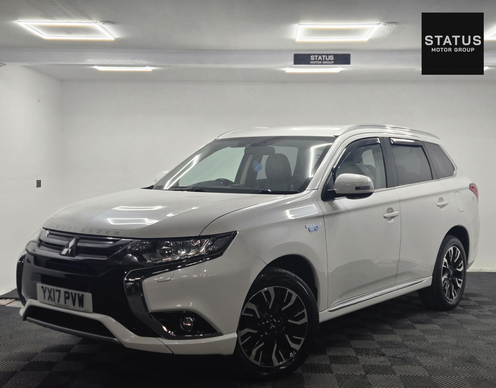 Mitsubishi Outlander 2.0h 12kWh Juro SUV 5dr Petrol Plug-in Hybrid CVT 4WD Euro 6 (s/s) (200 ps)