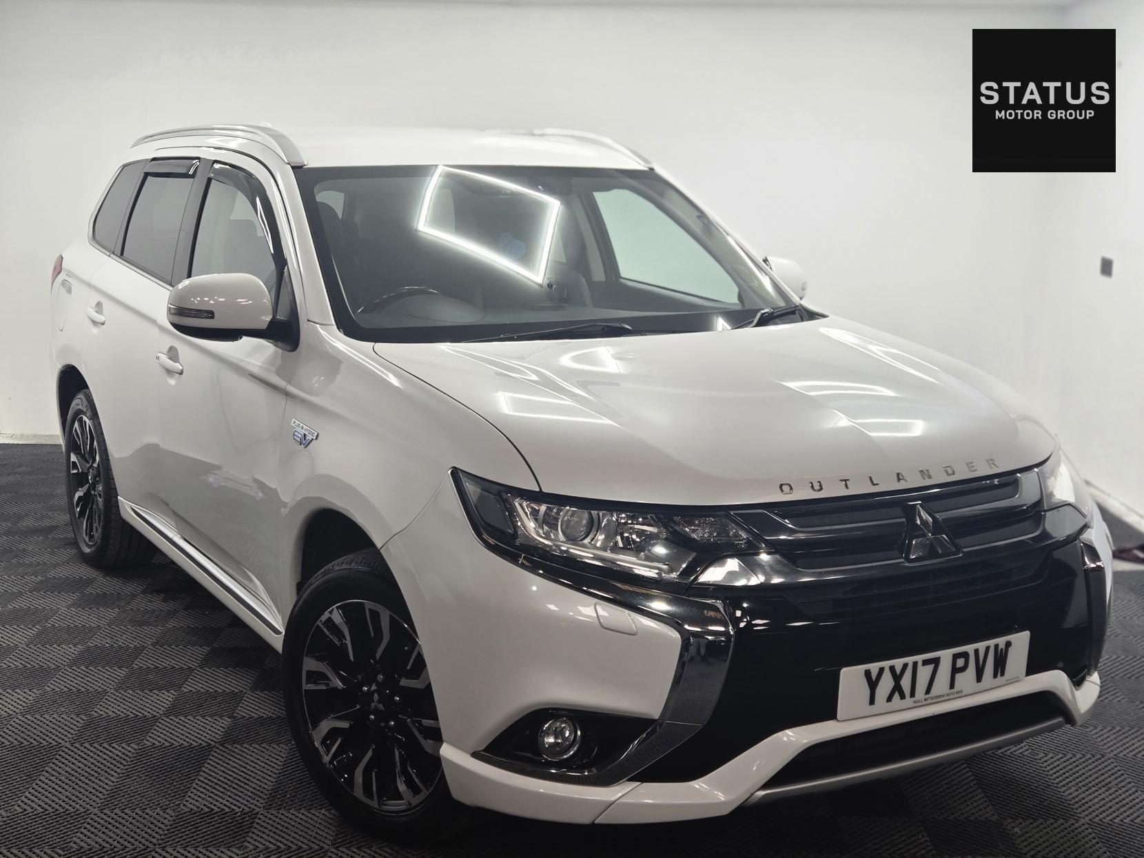 Mitsubishi Outlander 2.0h 12kWh Juro SUV 5dr Petrol Plug-in Hybrid CVT 4WD Euro 6 (s/s) (200 ps)
