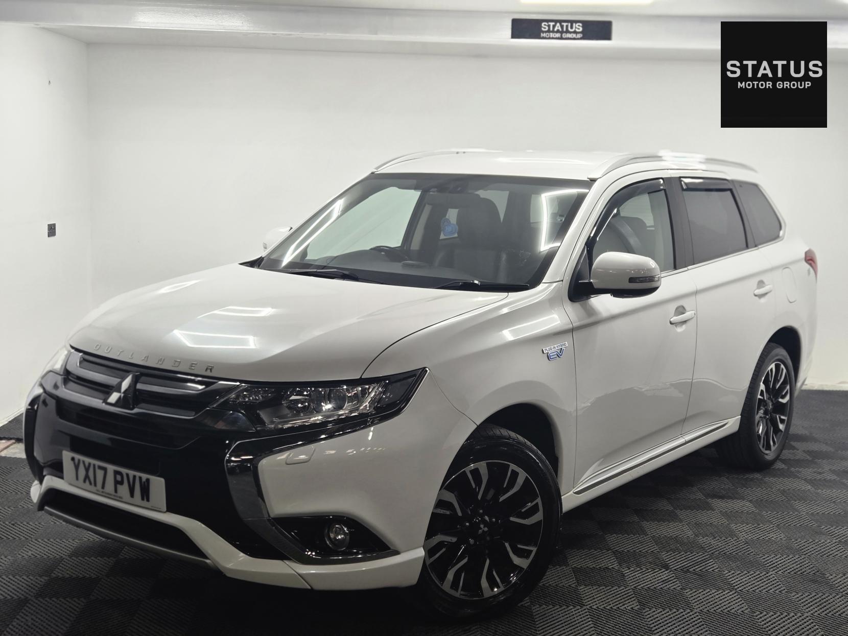 Mitsubishi Outlander 2.0h 12kWh Juro SUV 5dr Petrol Plug-in Hybrid CVT 4WD Euro 6 (s/s) (200 ps)