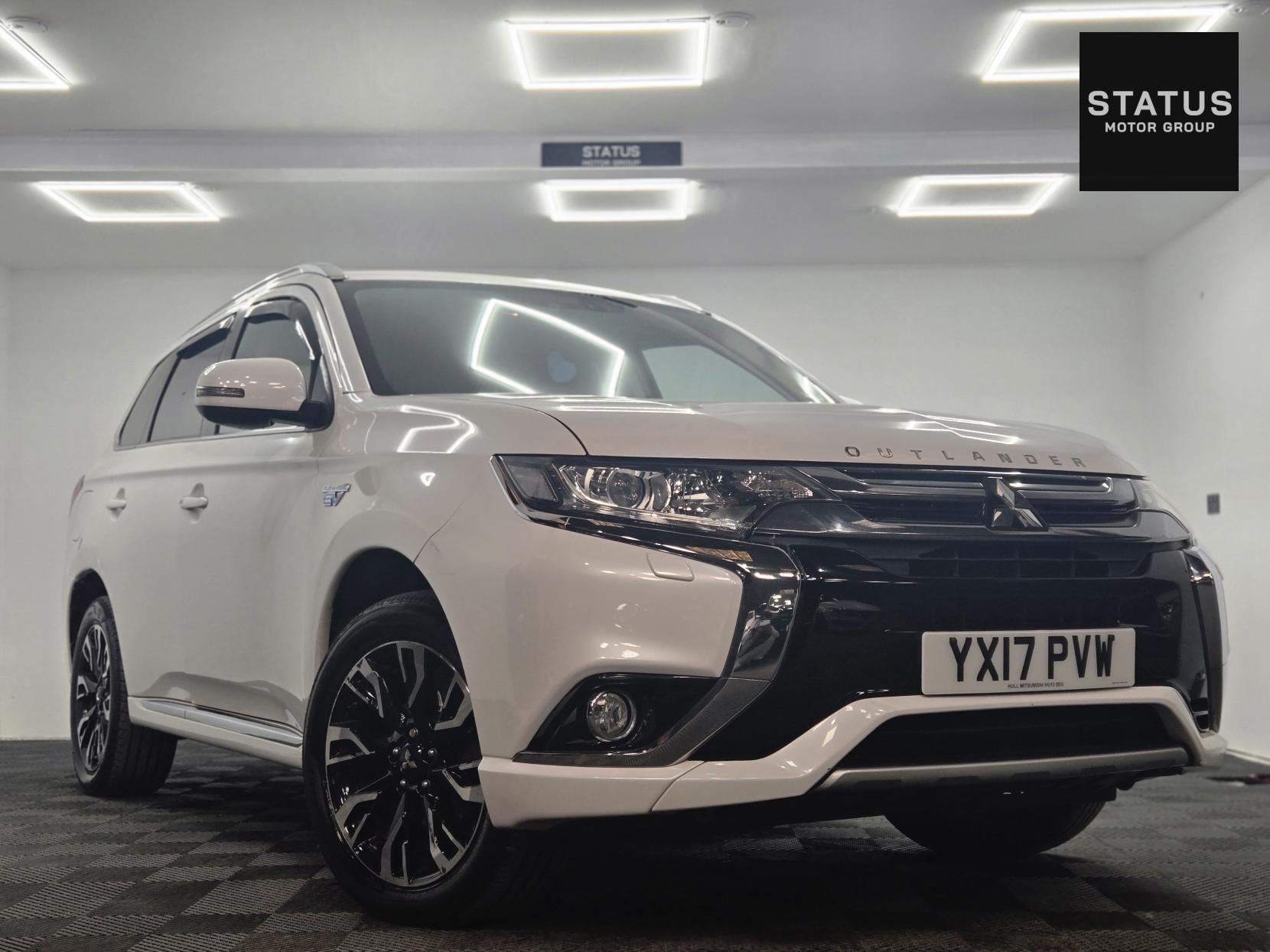 Mitsubishi Outlander 2.0h 12kWh Juro SUV 5dr Petrol Plug-in Hybrid CVT 4WD Euro 6 (s/s) (200 ps)