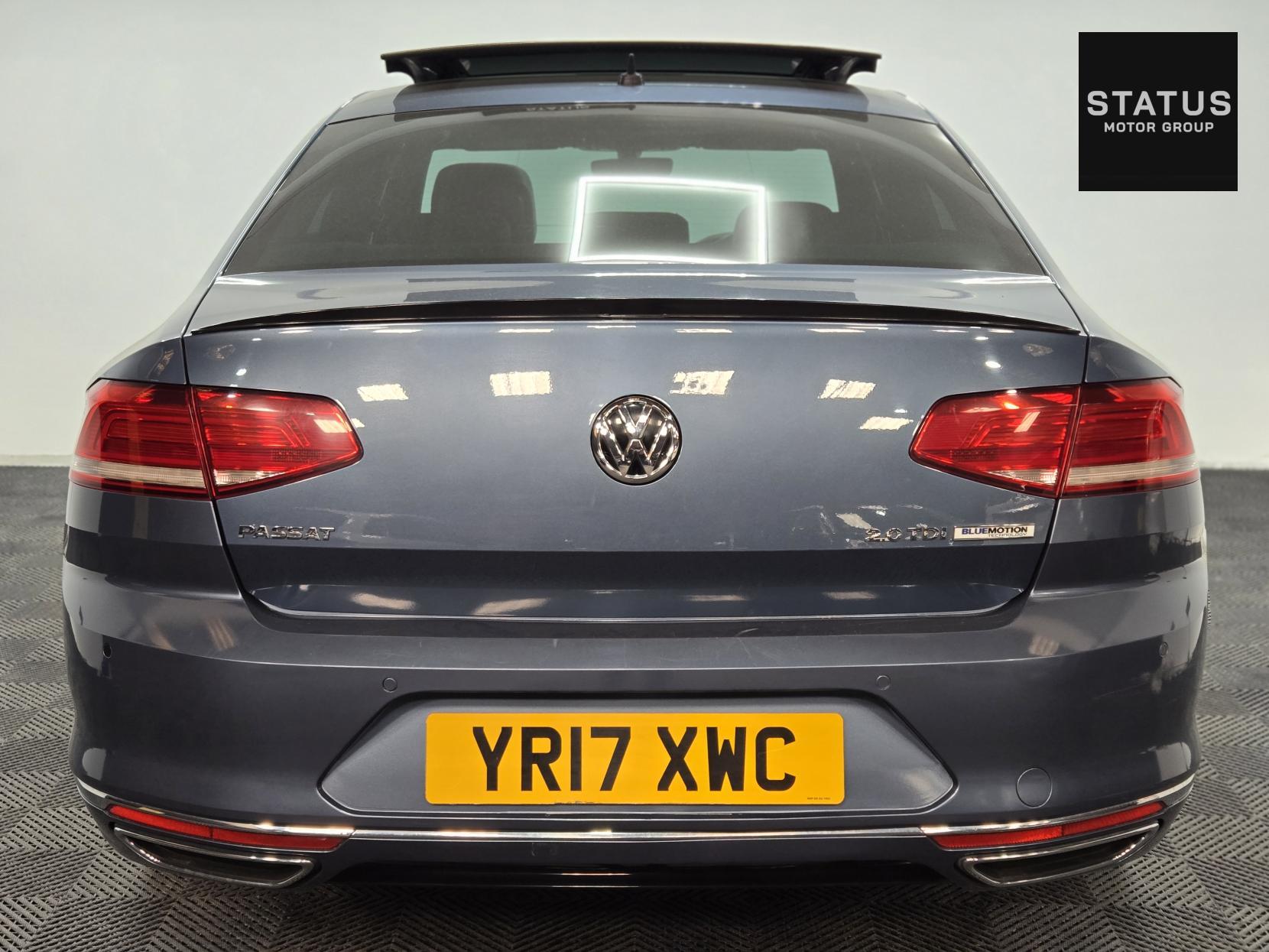 Volkswagen Passat 2.0 TDI BlueMotion Tech R-Line Saloon 4dr Diesel DSG Euro 6 (s/s) (150 ps)