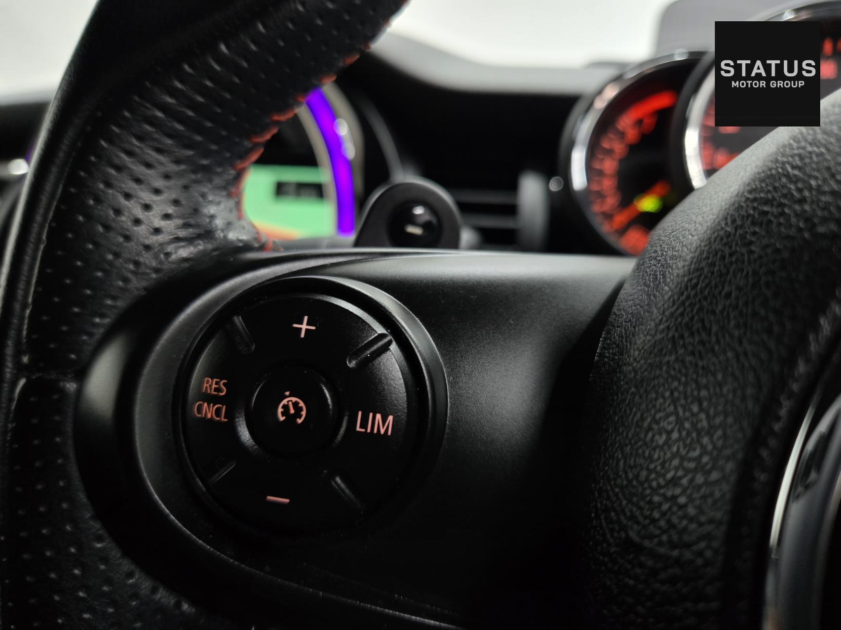 MINI Hatch 2.0 Cooper S Hatchback 3dr Petrol Steptronic Euro 6 (s/s) (192 ps)