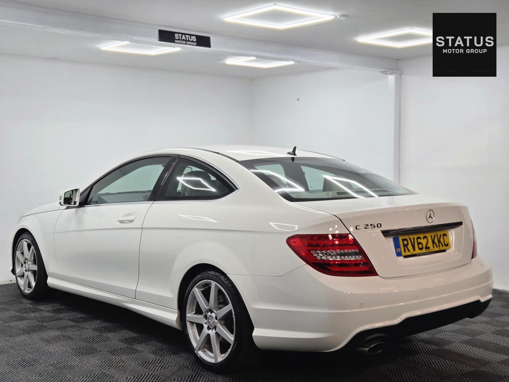 Mercedes-Benz C Class 1.8 C250 BlueEfficiency AMG Sport Coupe 2dr Petrol G-Tronic+ Euro 5 (s/s) (204 ps)