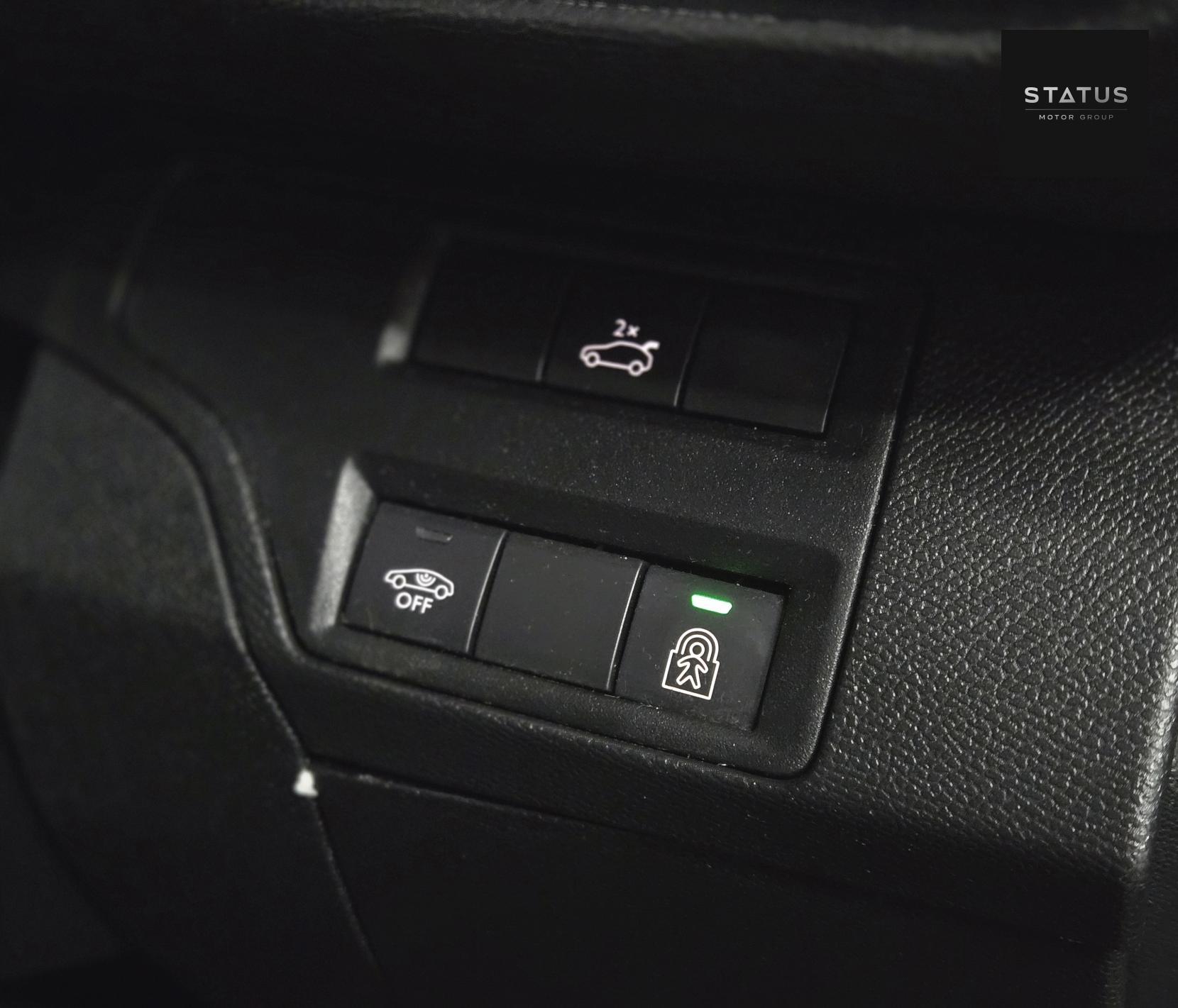 Peugeot 3008 1.2 PureTech GT Line Premium SUV 5dr Petrol EAT Euro 6 (s/s) (130 ps)