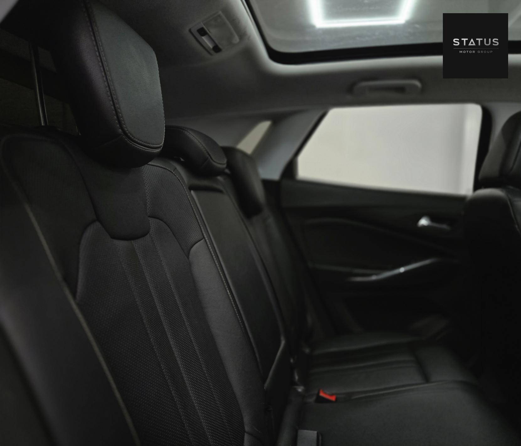 Vauxhall Grandland X 1.2 Turbo Elite Nav SUV 5dr Petrol Auto 8Spd Euro 6 (s/s) (130 ps)