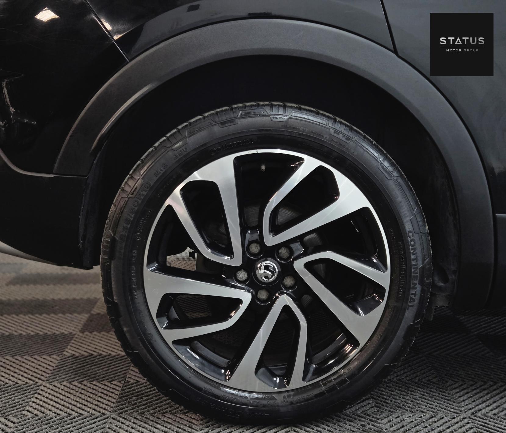 Vauxhall Grandland X 1.2 Turbo Elite Nav SUV 5dr Petrol Auto 8Spd Euro 6 (s/s) (130 ps)