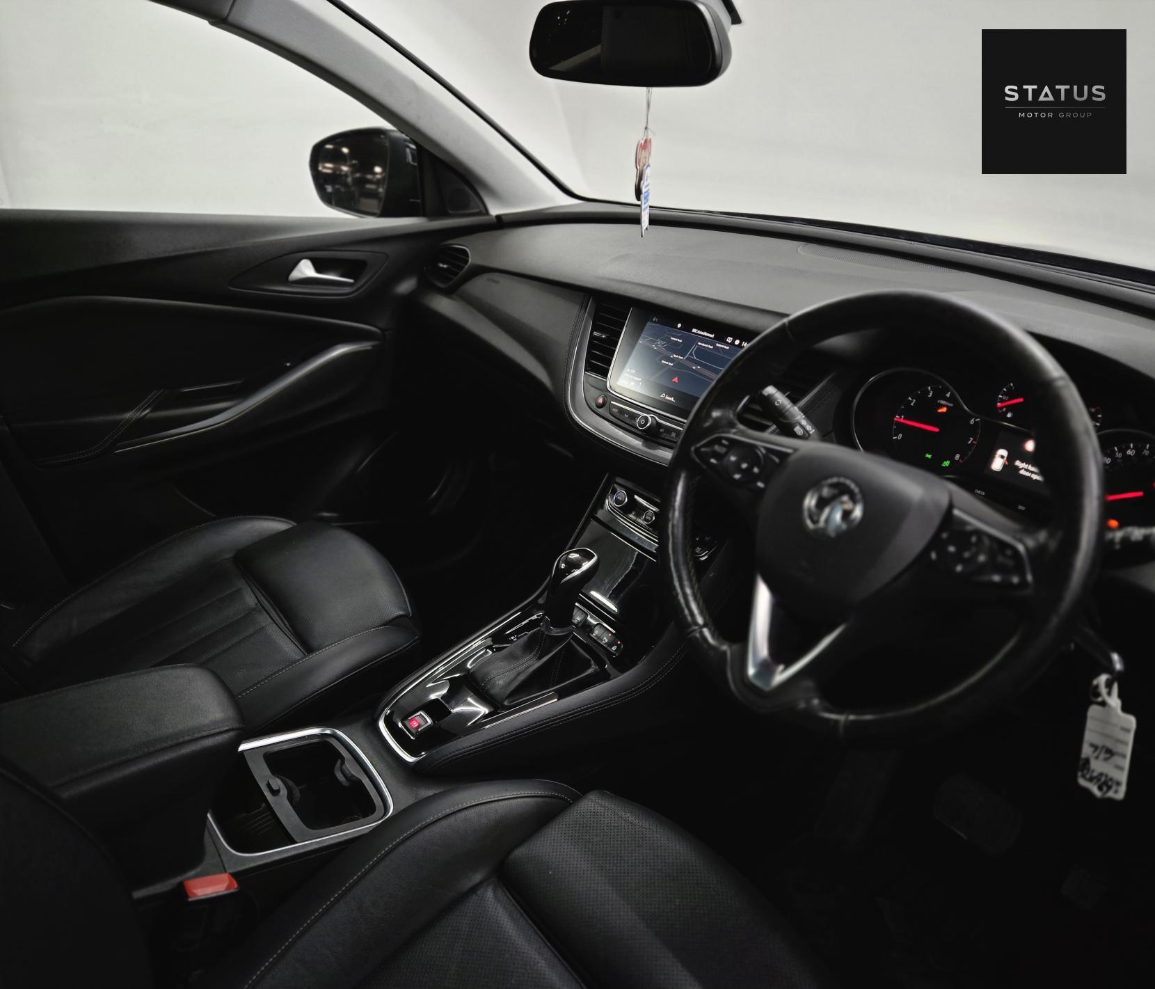 Vauxhall Grandland X 1.2 Turbo Elite Nav SUV 5dr Petrol Auto 8Spd Euro 6 (s/s) (130 ps)
