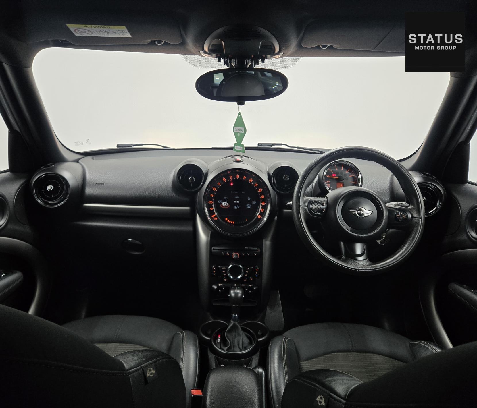 MINI Countryman 2.0 Cooper D SUV 5dr Diesel Auto Euro 5 (112 ps)
