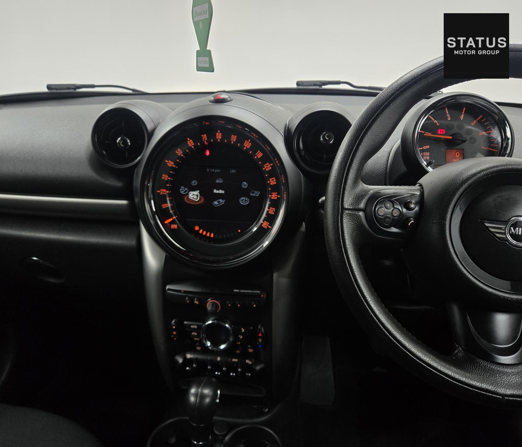 MINI Countryman 2.0 Cooper D SUV 5dr Diesel Auto Euro 5 (112 ps)