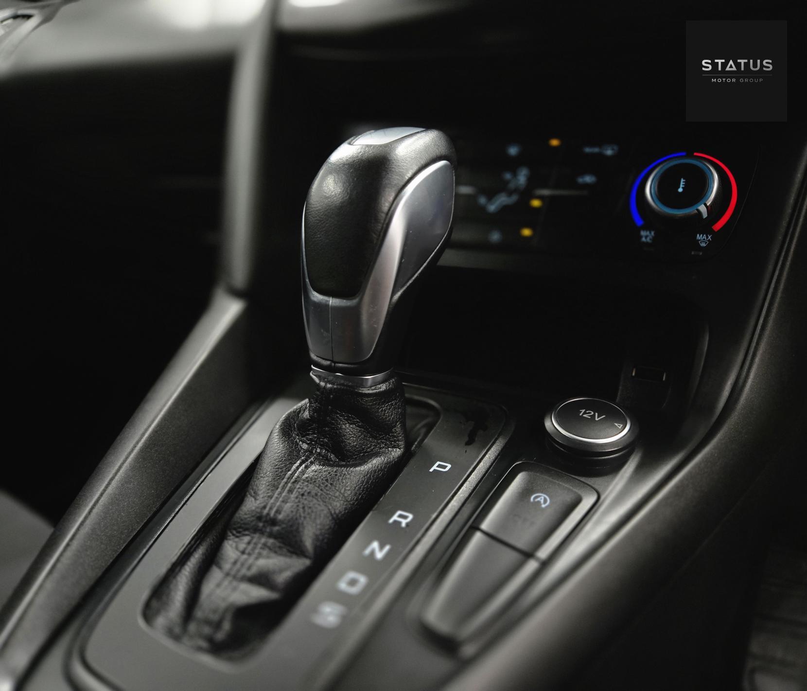 Ford Focus 1.0T EcoBoost ST-Line Hatchback 5dr Petrol Auto Euro 6 (s/s) (125 ps)