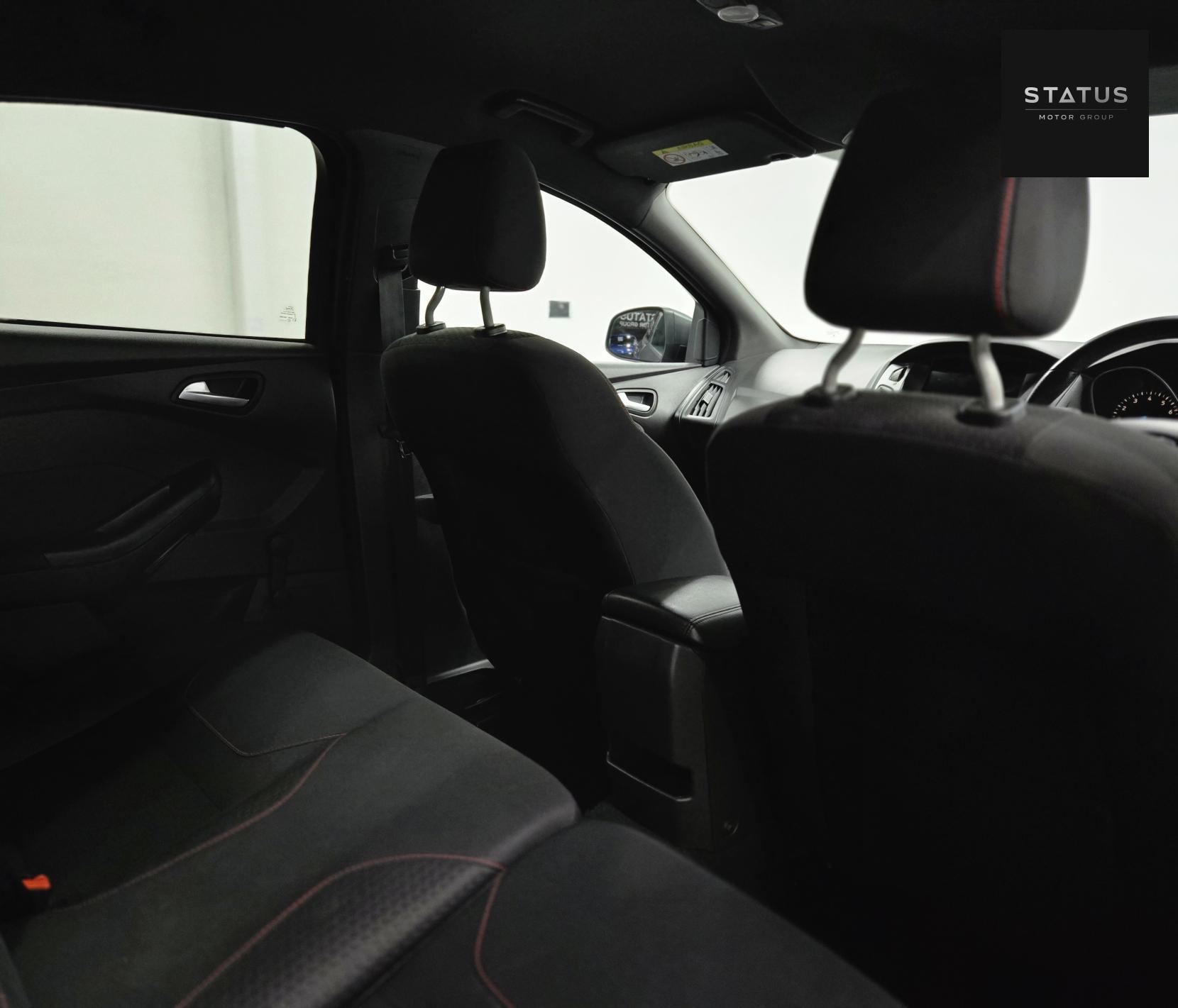 Ford Focus 1.0T EcoBoost ST-Line Hatchback 5dr Petrol Auto Euro 6 (s/s) (125 ps)