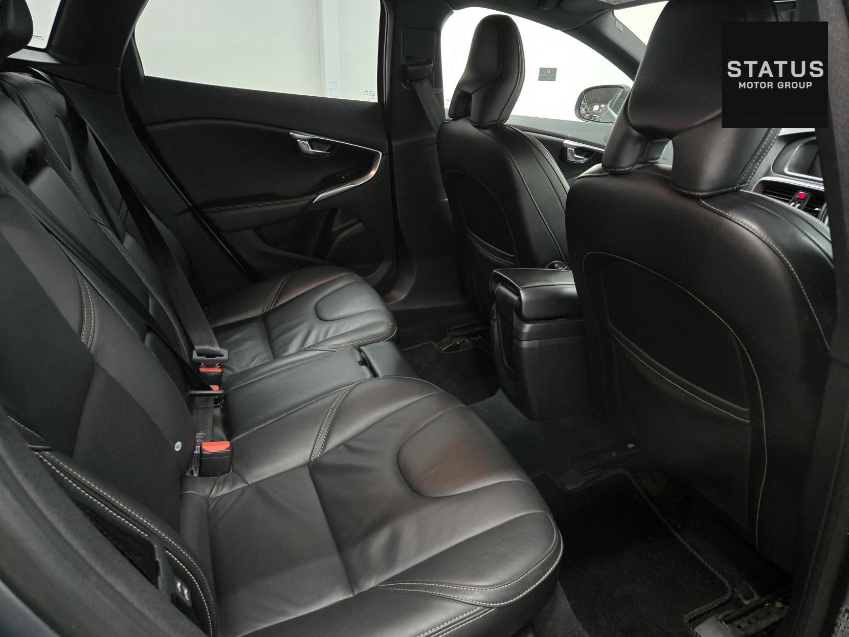Volvo V40 1.5 T3 GPF R-Design Pro Hatchback 5dr Petrol Auto Euro 6 (s/s) (152 ps)