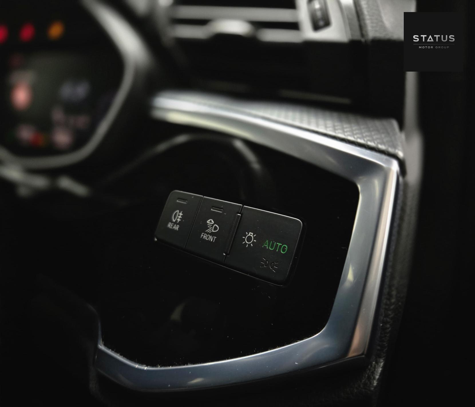 Audi Q3 1.5 TFSI CoD 35 S line SUV 5dr Petrol S Tronic Euro 6 (s/s) (150 ps)