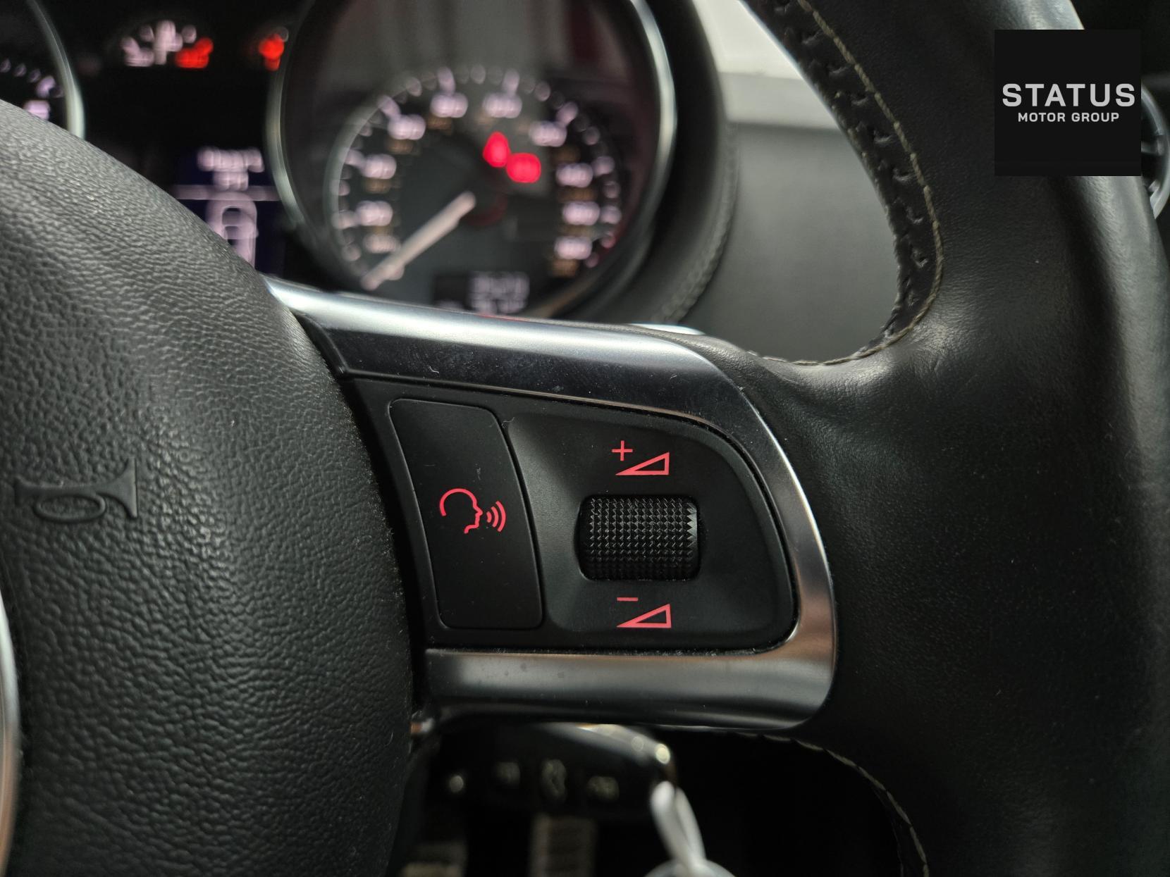 Audi TTS 2.0 TFSI Black Edition Coupe 3dr Petrol S Tronic quattro Euro 5 (272 ps)