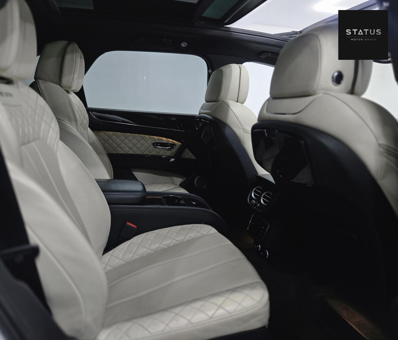 Bentley Bentayga 6.0 W12 SUV 5dr Petrol Auto 4WD Euro 6 (s/s) (608 ps)