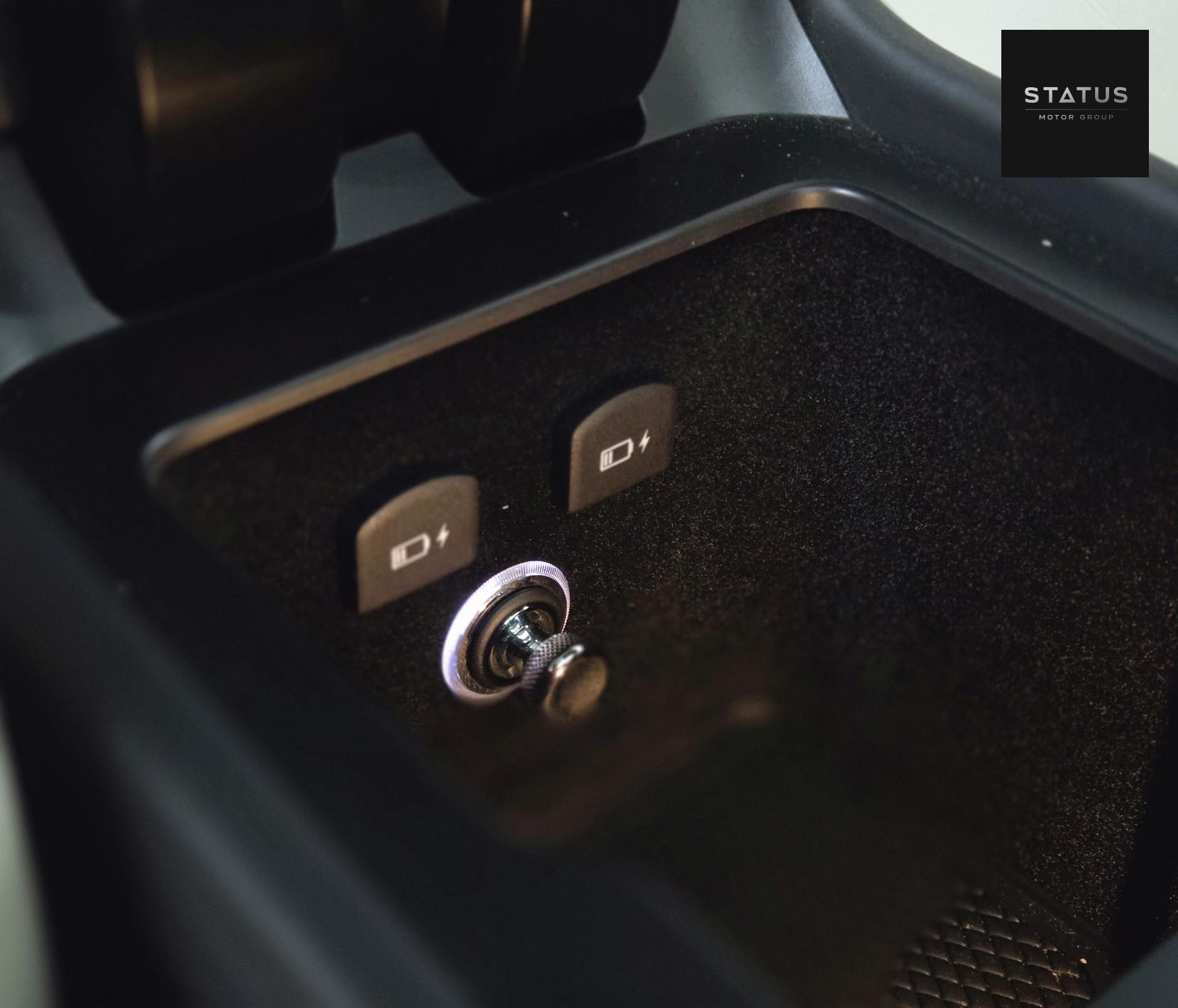 Bentley Bentayga 6.0 W12 SUV 5dr Petrol Auto 4WD Euro 6 (s/s) (608 ps)