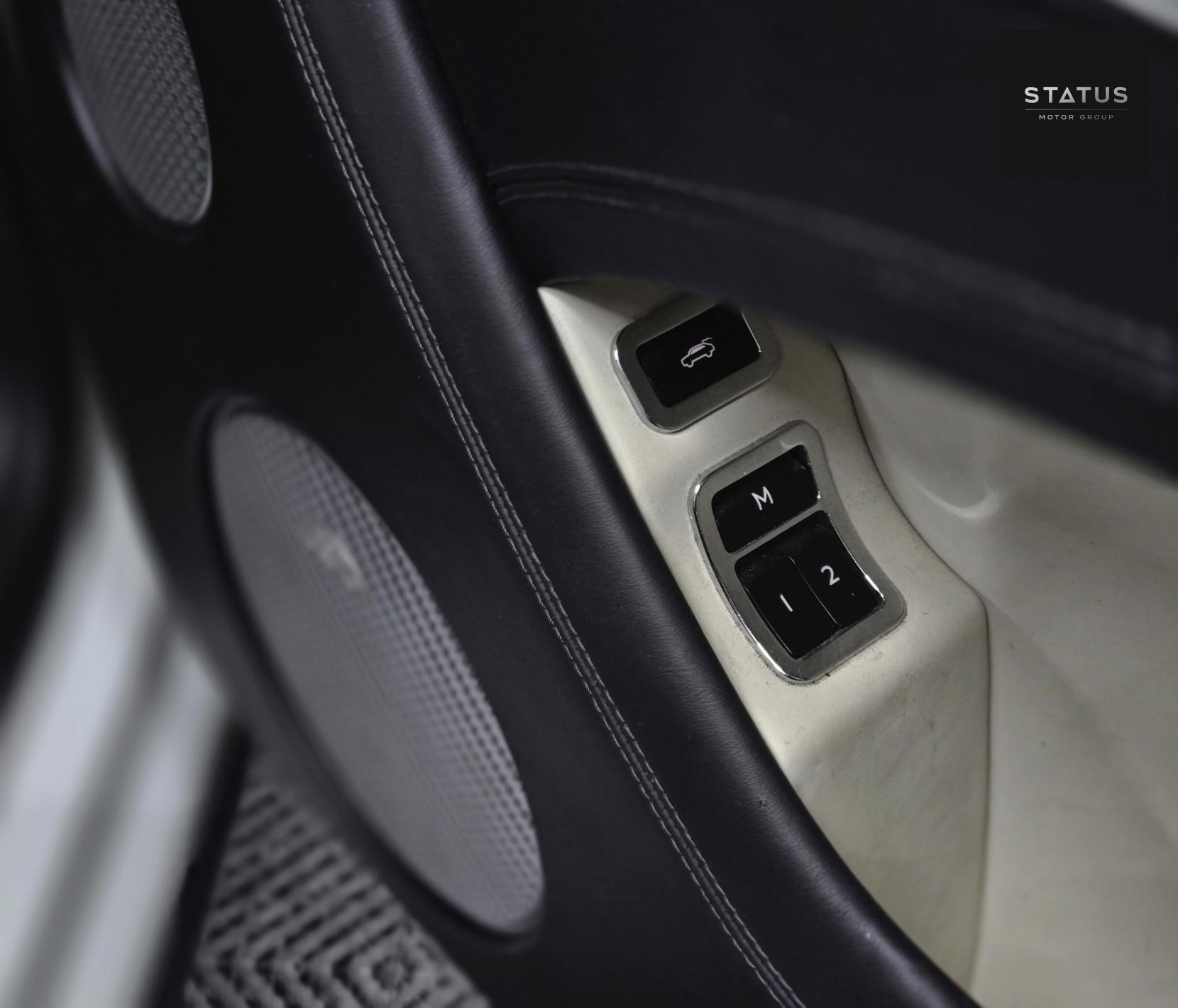 Bentley Bentayga 6.0 W12 SUV 5dr Petrol Auto 4WD Euro 6 (s/s) (608 ps)