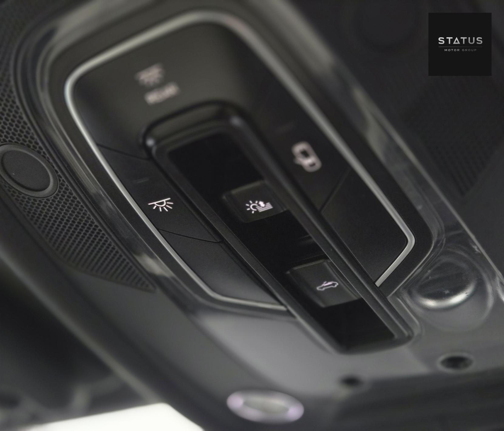 Bentley Bentayga 6.0 W12 SUV 5dr Petrol Auto 4WD Euro 6 (s/s) (608 ps)