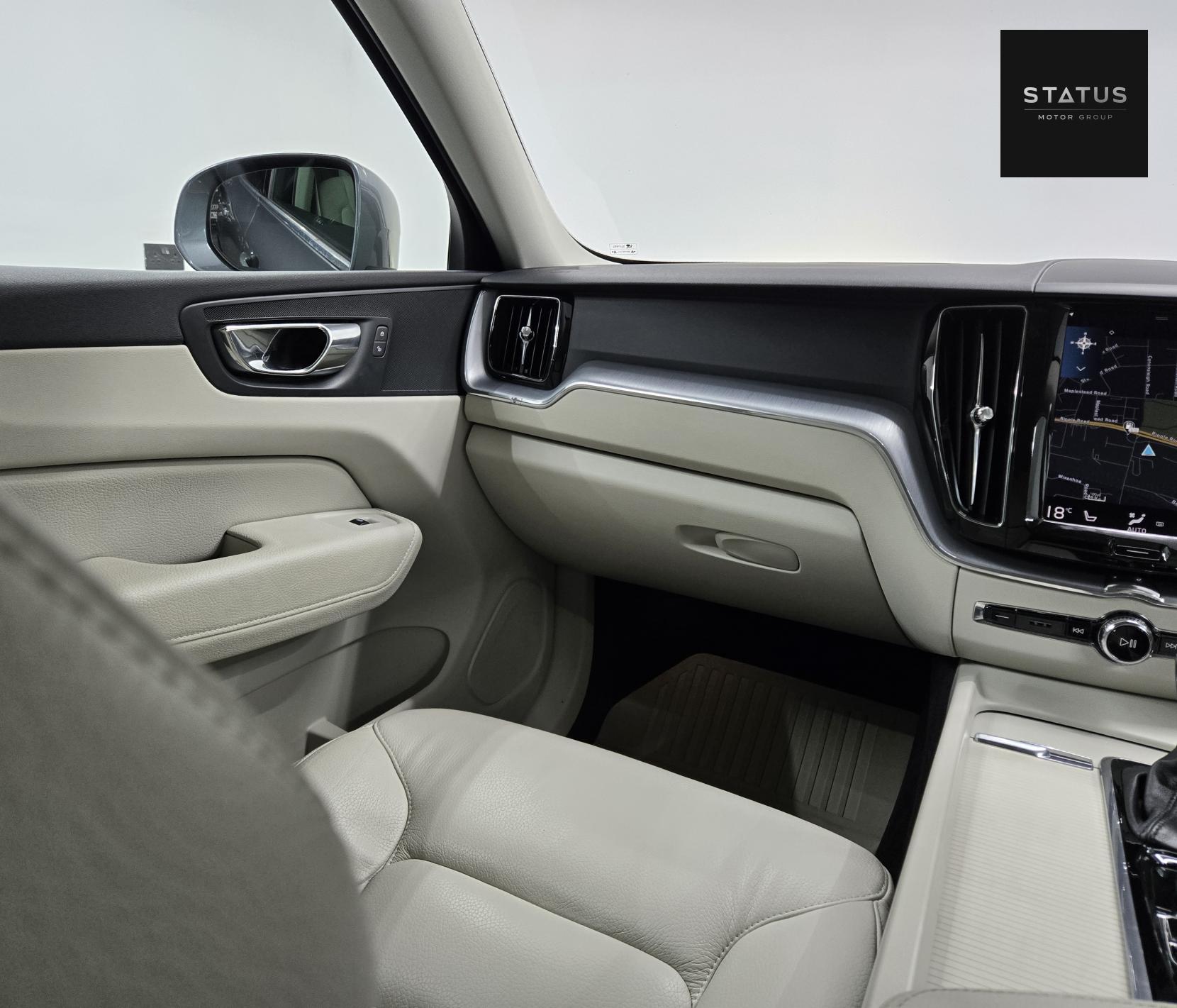 Volvo XC60 2.0 D4 Momentum Pro SUV 5dr Diesel Auto AWD Euro 6 (s/s) (190 ps)