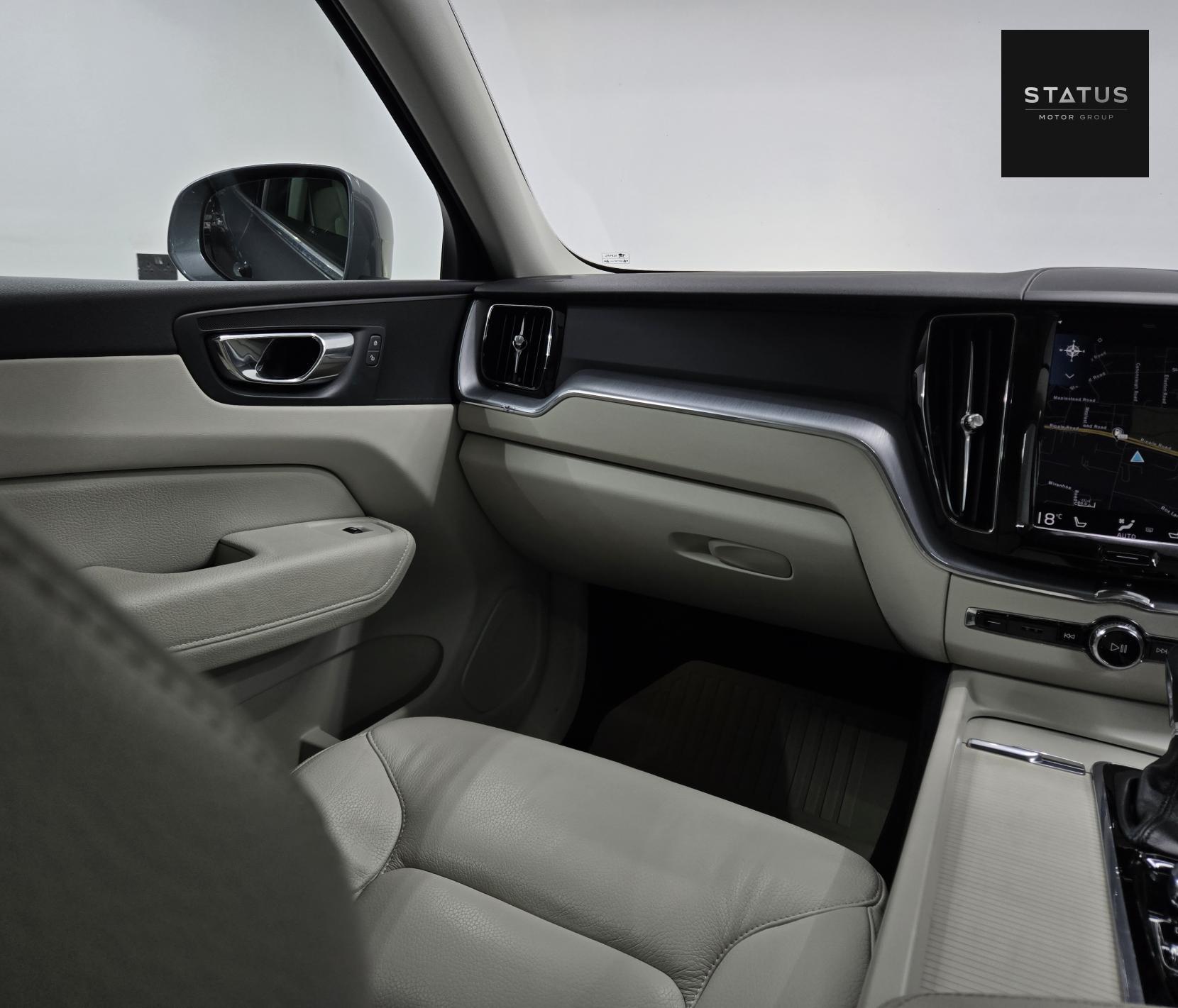 Volvo XC60 2.0 D4 Momentum Pro SUV 5dr Diesel Auto AWD Euro 6 (s/s) (190 ps)