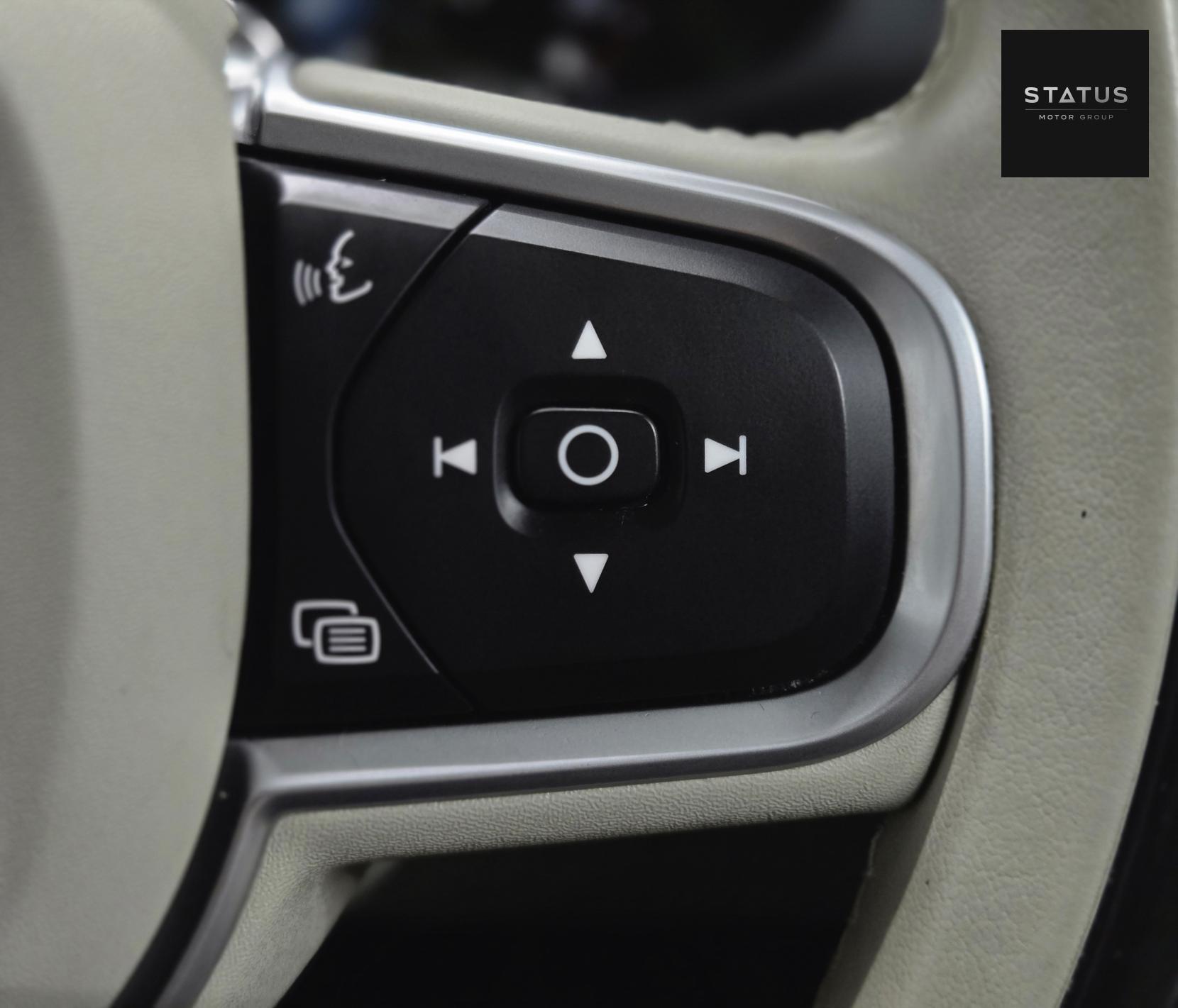 Volvo XC60 2.0 D4 Momentum Pro SUV 5dr Diesel Auto AWD Euro 6 (s/s) (190 ps)