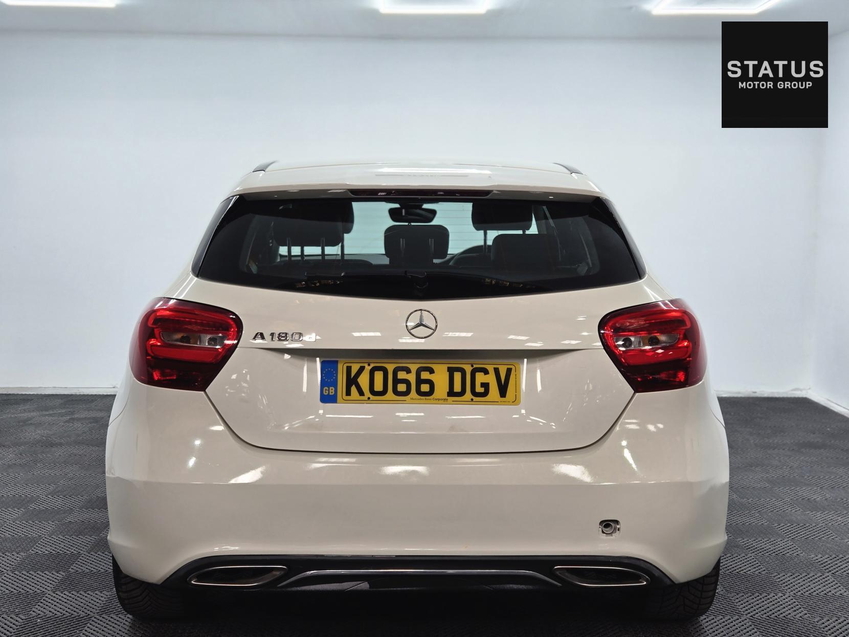 Mercedes-Benz A Class 1.5 A180d Sport Hatchback 5dr Diesel 7G-DCT Euro 6 (s/s) (109 ps)