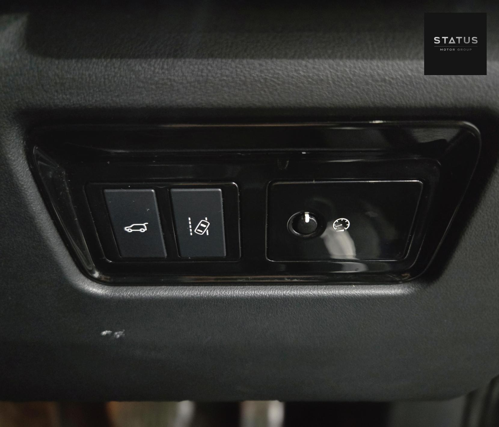 Jaguar F-PACE 2.0 D180 R-Sport SUV 5dr Diesel Auto AWD Euro 6 (s/s) (180 ps)