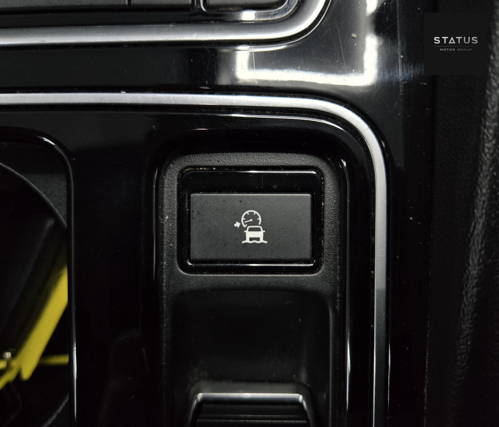 Jaguar F-PACE 2.0 D180 R-Sport SUV 5dr Diesel Auto AWD Euro 6 (s/s) (180 ps)