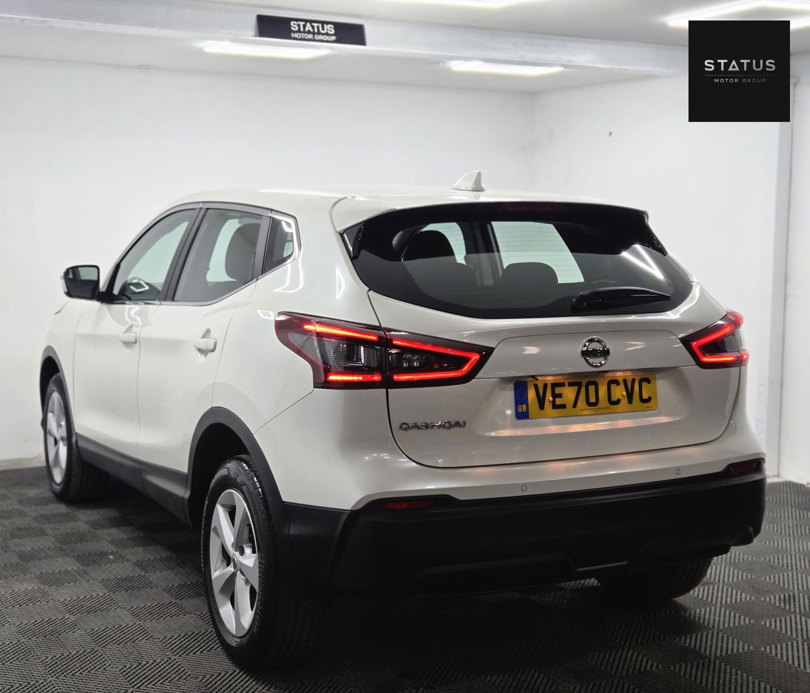 Nissan Qashqai 1.3 DIG-T Acenta Premium SUV 5dr Petrol DCT Auto Euro 6 (s/s) (160 ps)