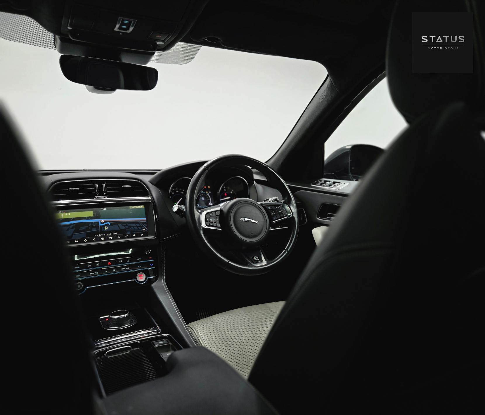 Jaguar F-PACE 2.0 D180 R-Sport SUV 5dr Diesel Auto AWD Euro 6 (s/s) (180 ps)