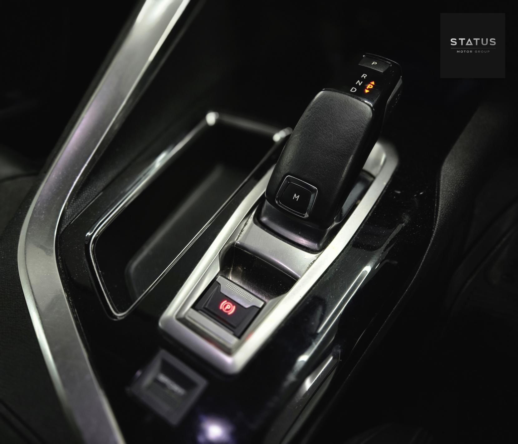 Peugeot 5008 1.2 PureTech Allure SUV 5dr Petrol EAT Euro 6 (s/s) (130 ps)