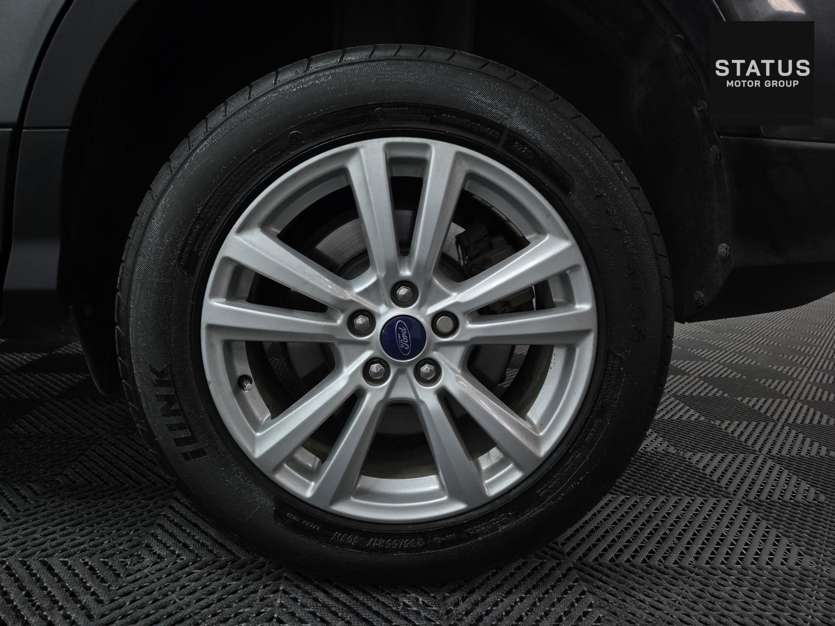 Ford Kuga 1.5T EcoBoost Zetec SUV 5dr Petrol Auto AWD Euro 6 (s/s) (182 ps)