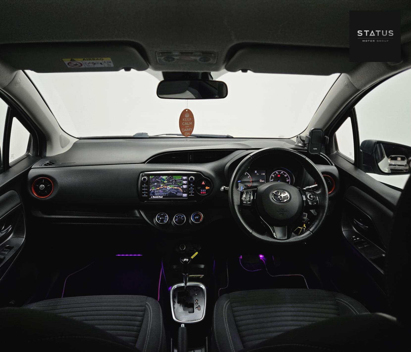 Toyota Yaris 1.5 VVT-i Design Hatchback 5dr Petrol CVT Euro 6 (111 ps)