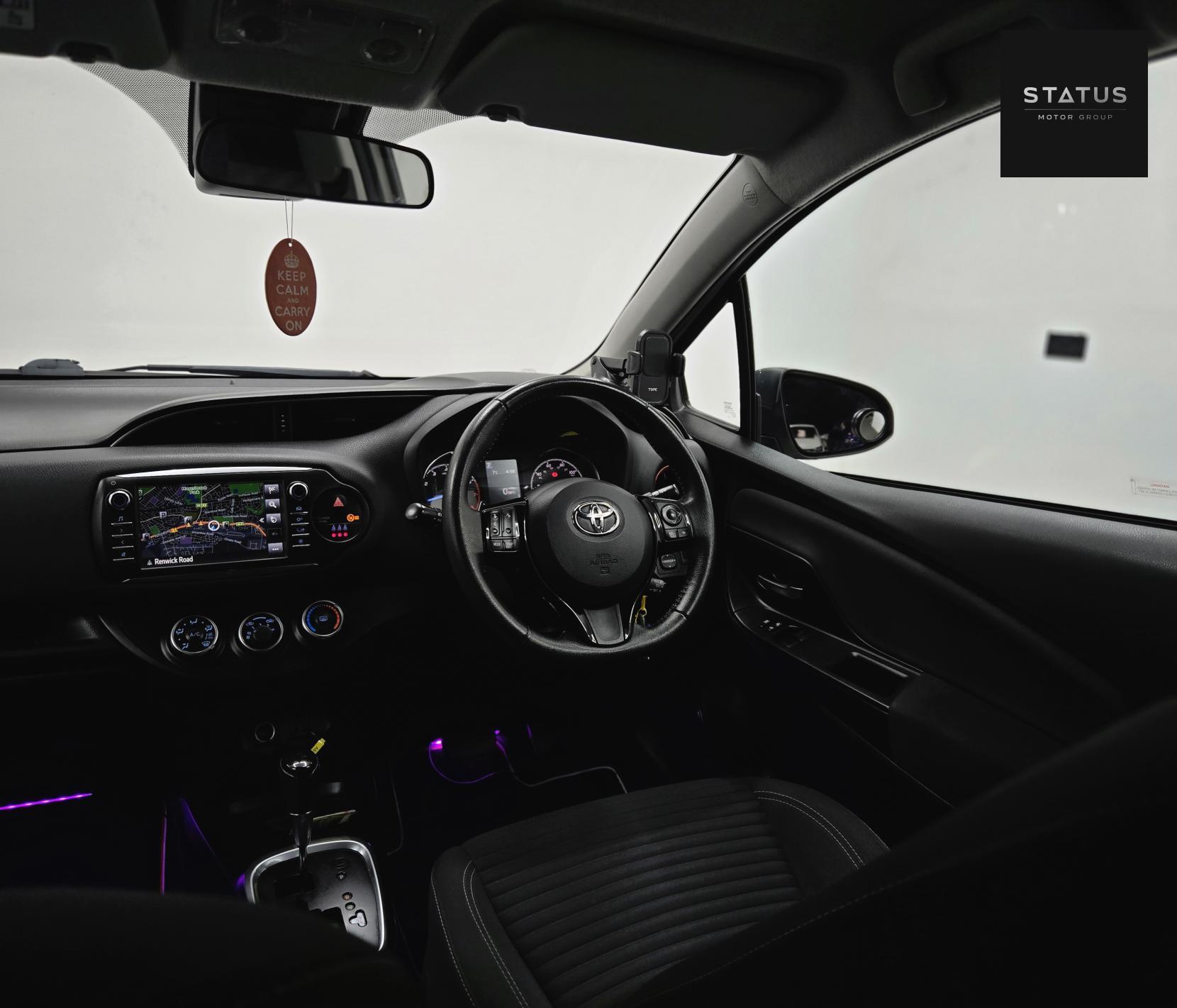 Toyota Yaris 1.5 VVT-i Design Hatchback 5dr Petrol CVT Euro 6 (111 ps)