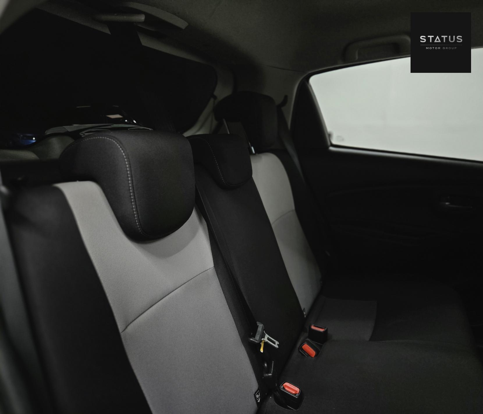 Toyota Yaris 1.5 VVT-i Design Hatchback 5dr Petrol CVT Euro 6 (111 ps)