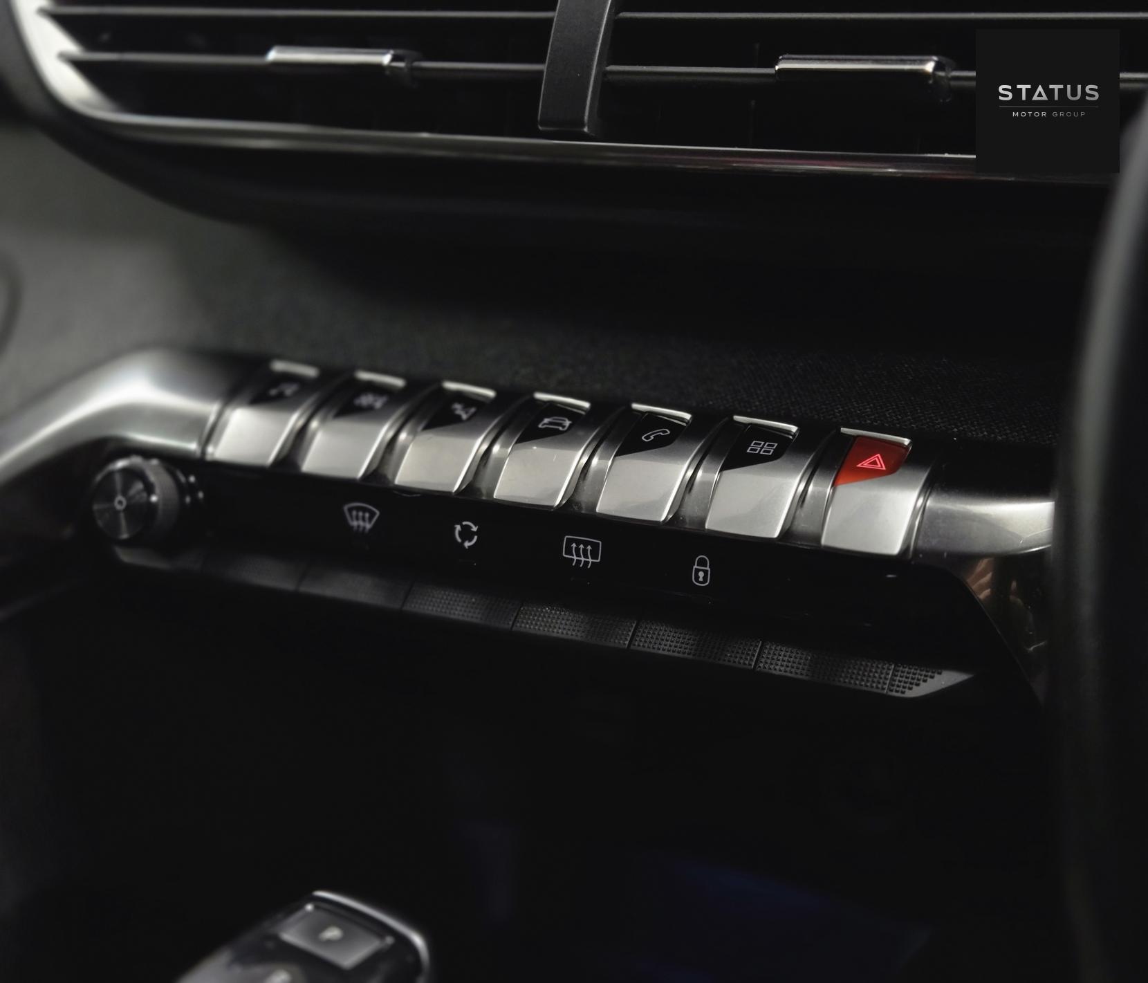 Peugeot 3008 1.2 PureTech GPF Allure SUV 5dr Petrol EAT Euro 6 (s/s) (130 ps)