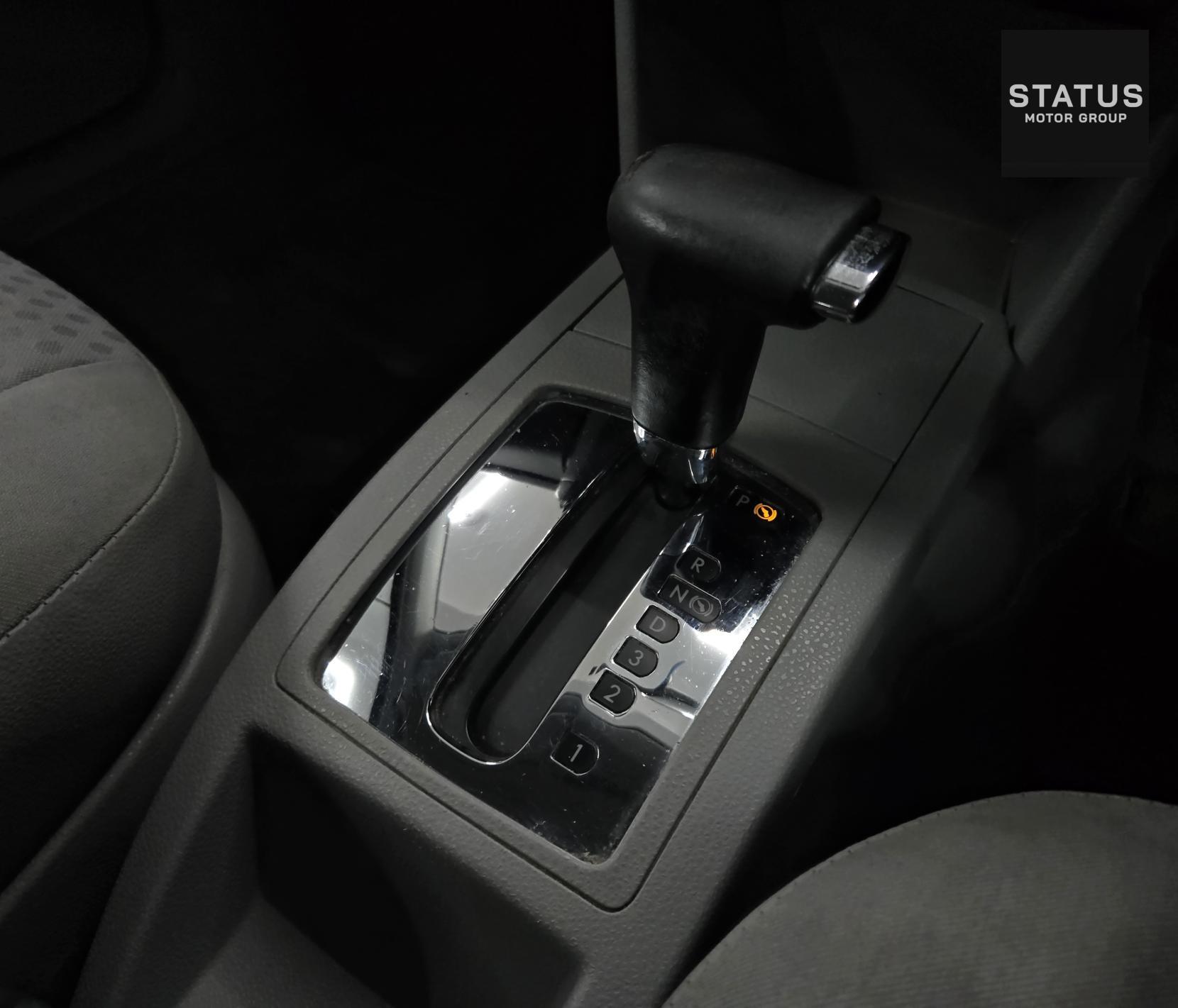 Volkswagen Polo 1.4 S Hatchback 5dr Petrol Automatic (a/c) (182 g/km, 75 bhp)