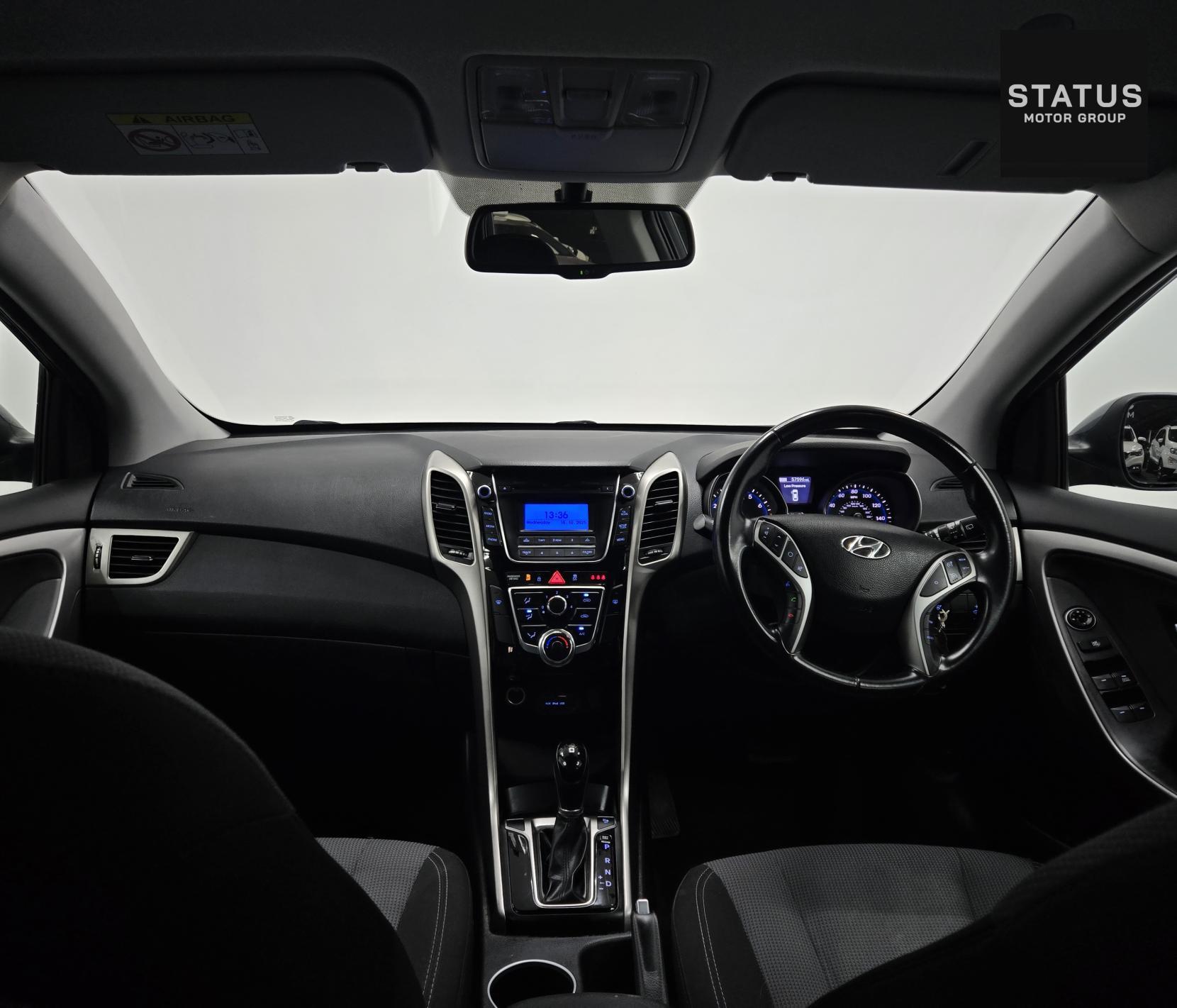 Hyundai i30 1.6 SE Hatchback 5dr Petrol Auto Euro 6 (120 ps)