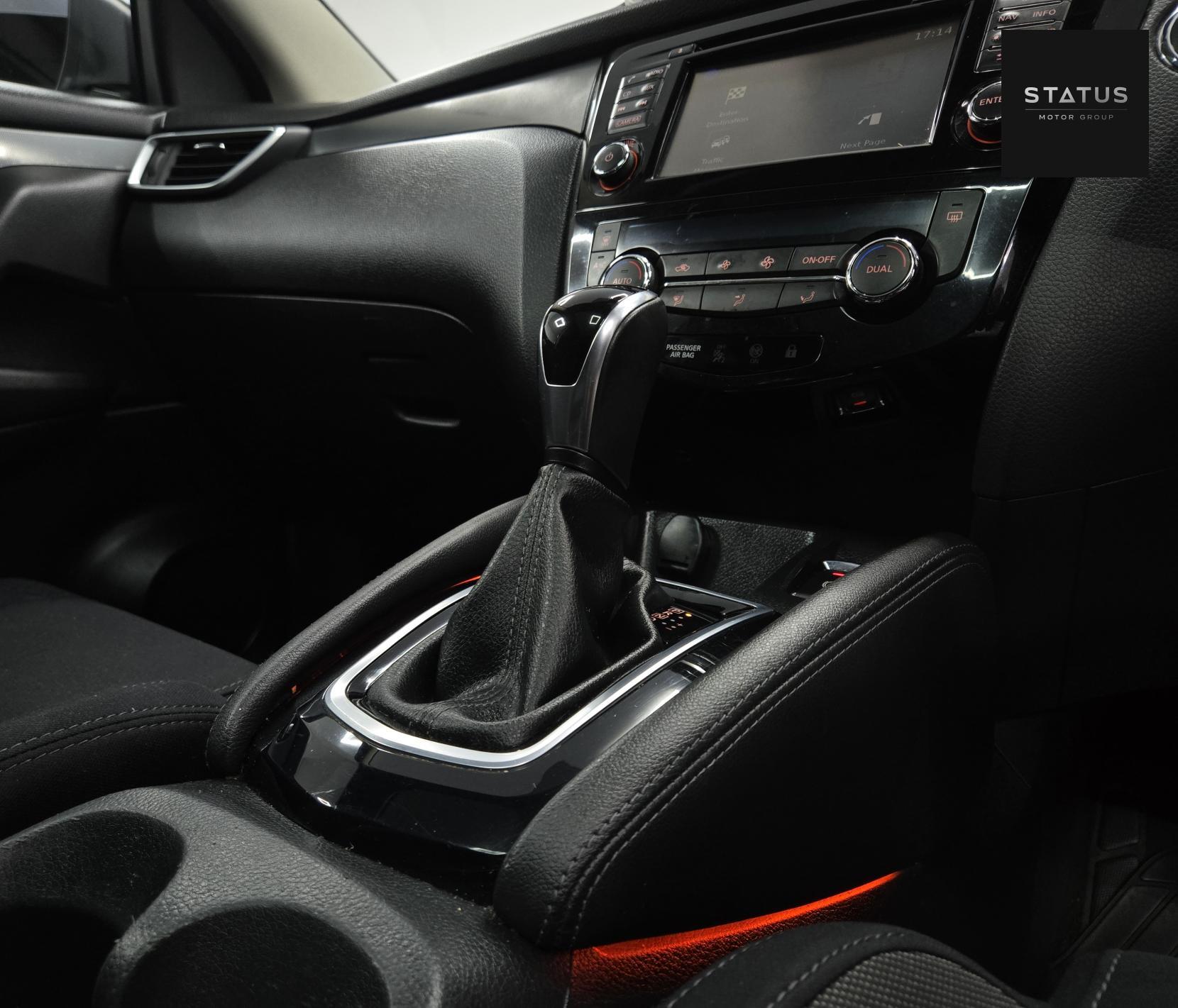 Nissan Qashqai 1.2 DIG-T N-Connecta SUV 5dr Petrol XTRON Euro 6 (s/s) (115 ps)