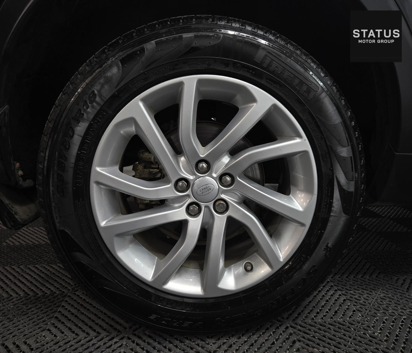 Land Rover Discovery Sport 2.0 TD4 SE Tech SUV 5dr Diesel Auto 4WD Euro 6 (s/s) (180 ps)