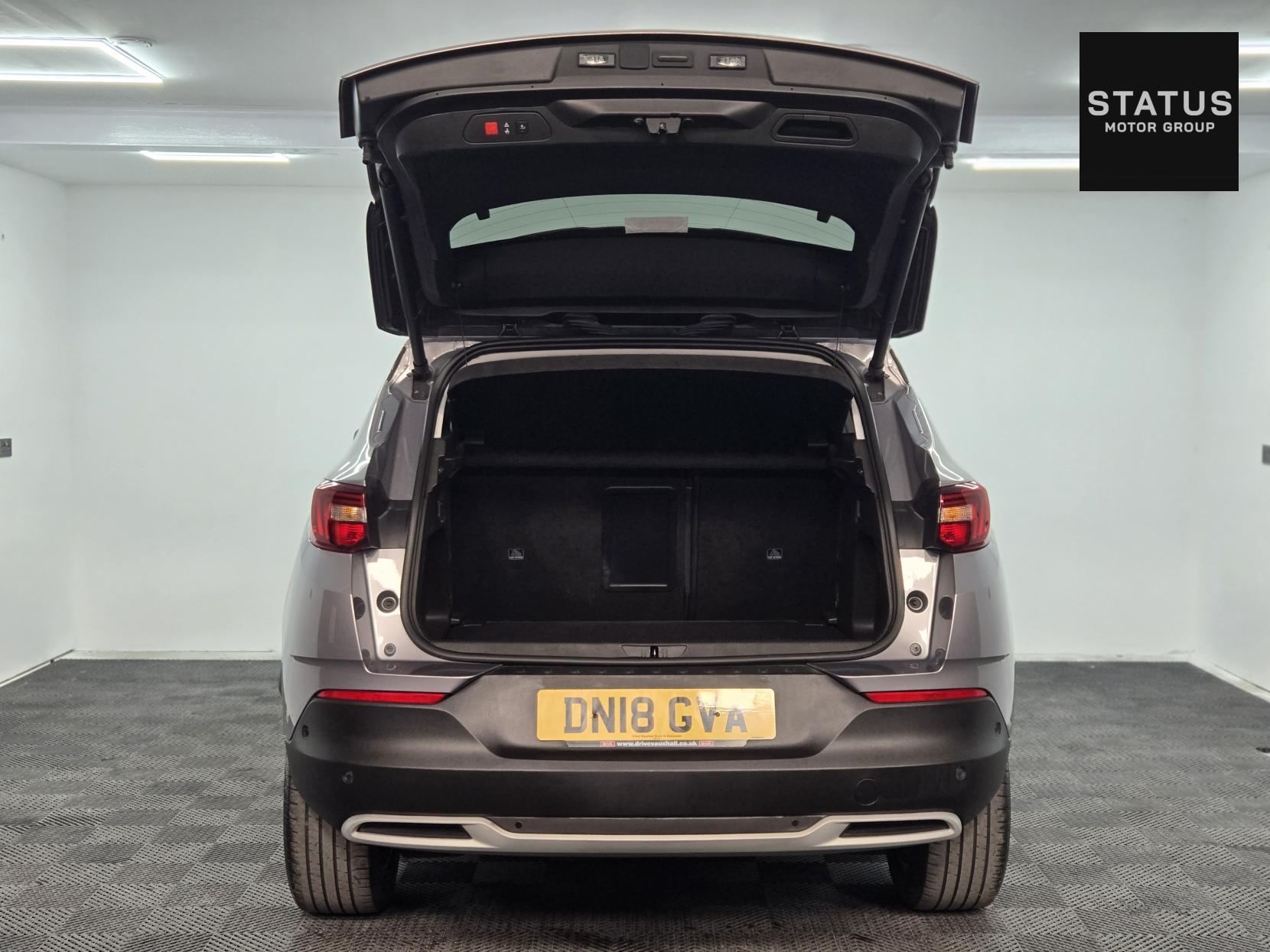 Vauxhall Grandland X 1.6 Turbo D BlueInjection Sport Nav SUV 5dr Diesel Auto Euro 6 (s/s) (120 ps)
