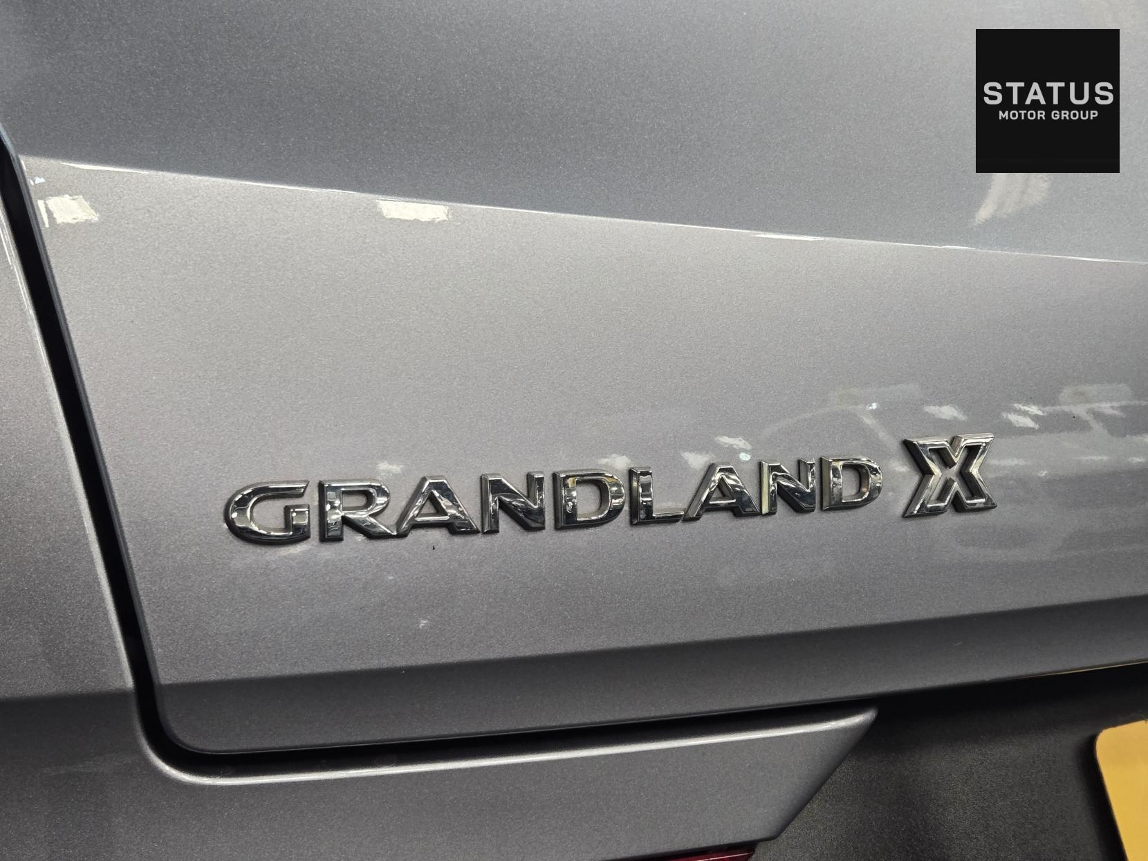 Vauxhall Grandland X 1.6 Turbo D BlueInjection Sport Nav SUV 5dr Diesel Auto Euro 6 (s/s) (120 ps)