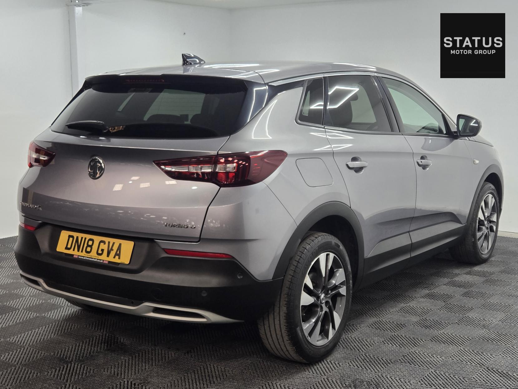 Vauxhall Grandland X 1.6 Turbo D BlueInjection Sport Nav SUV 5dr Diesel Auto Euro 6 (s/s) (120 ps)